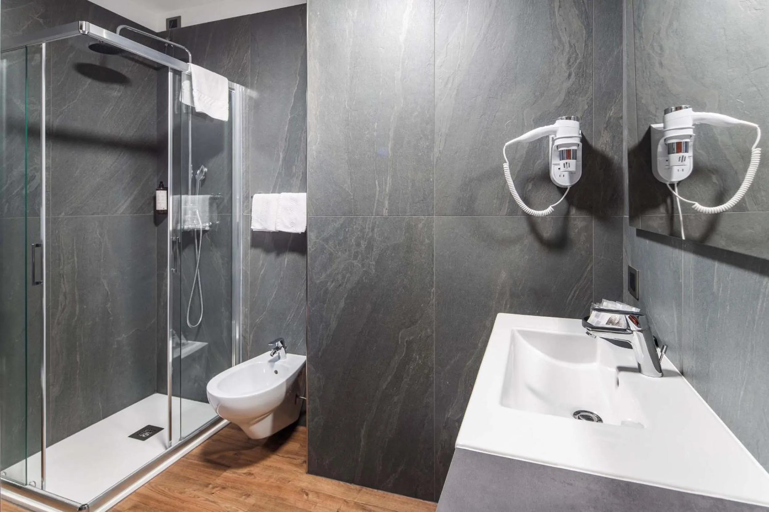 Bathroom in Best Western Hotel Nevada