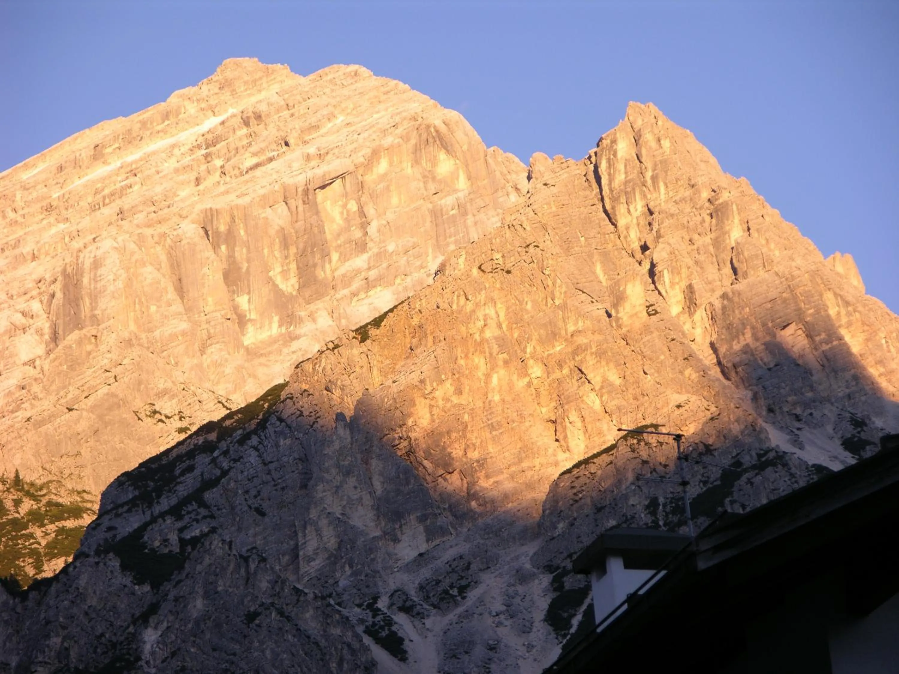 Summer in Best Western Hotel Nevada