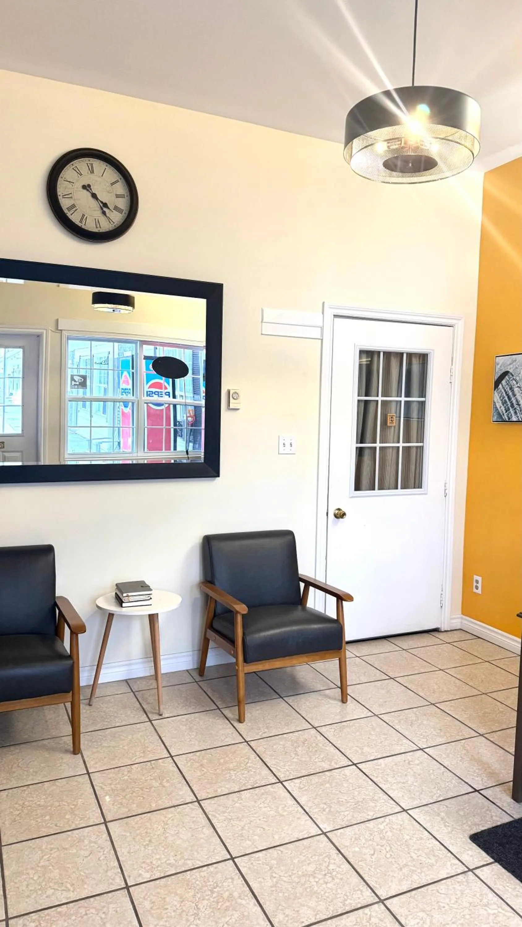 Lobby or reception in Lincoln Inn Fredericton