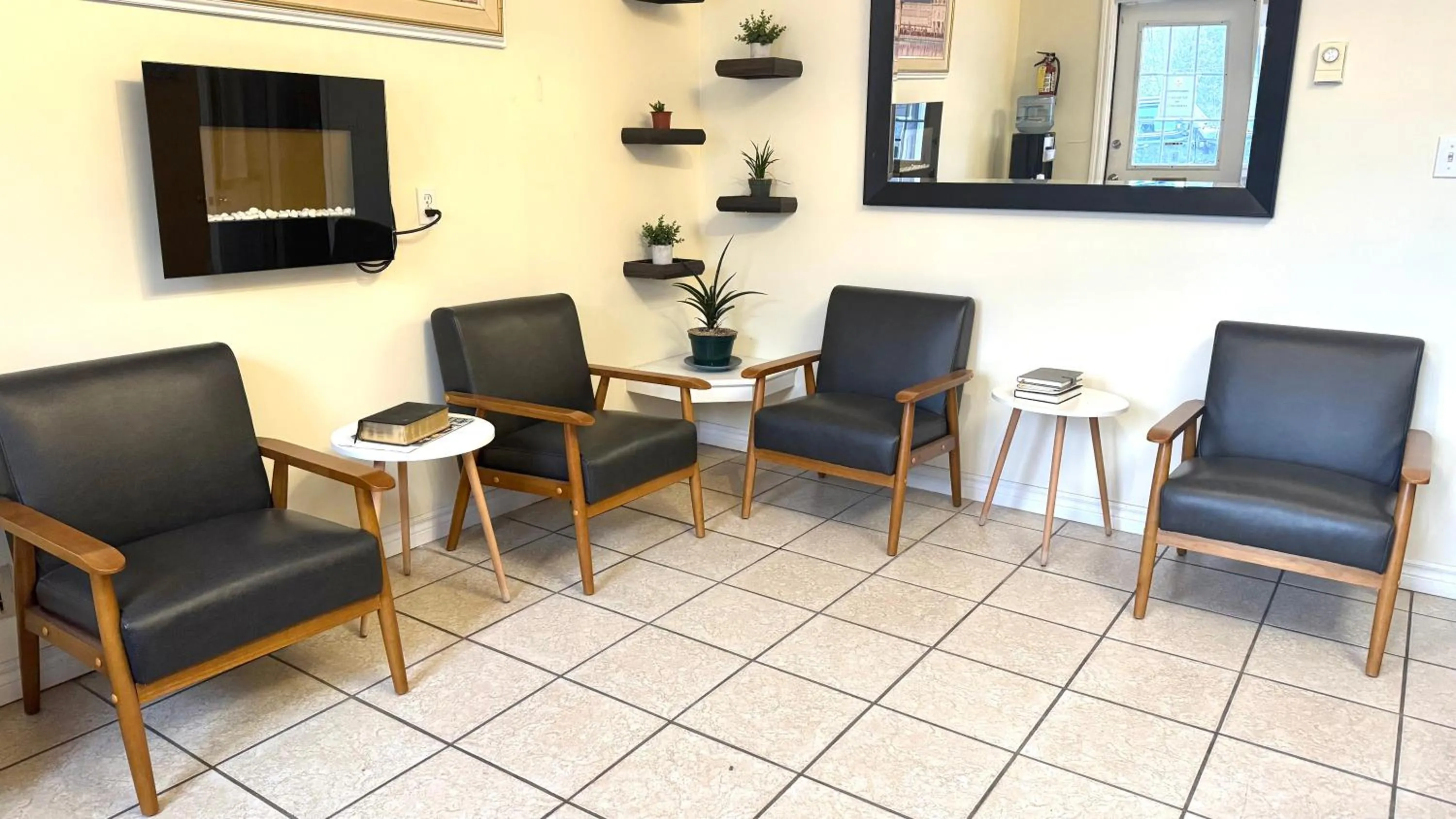 Lobby or reception in Lincoln Inn Fredericton