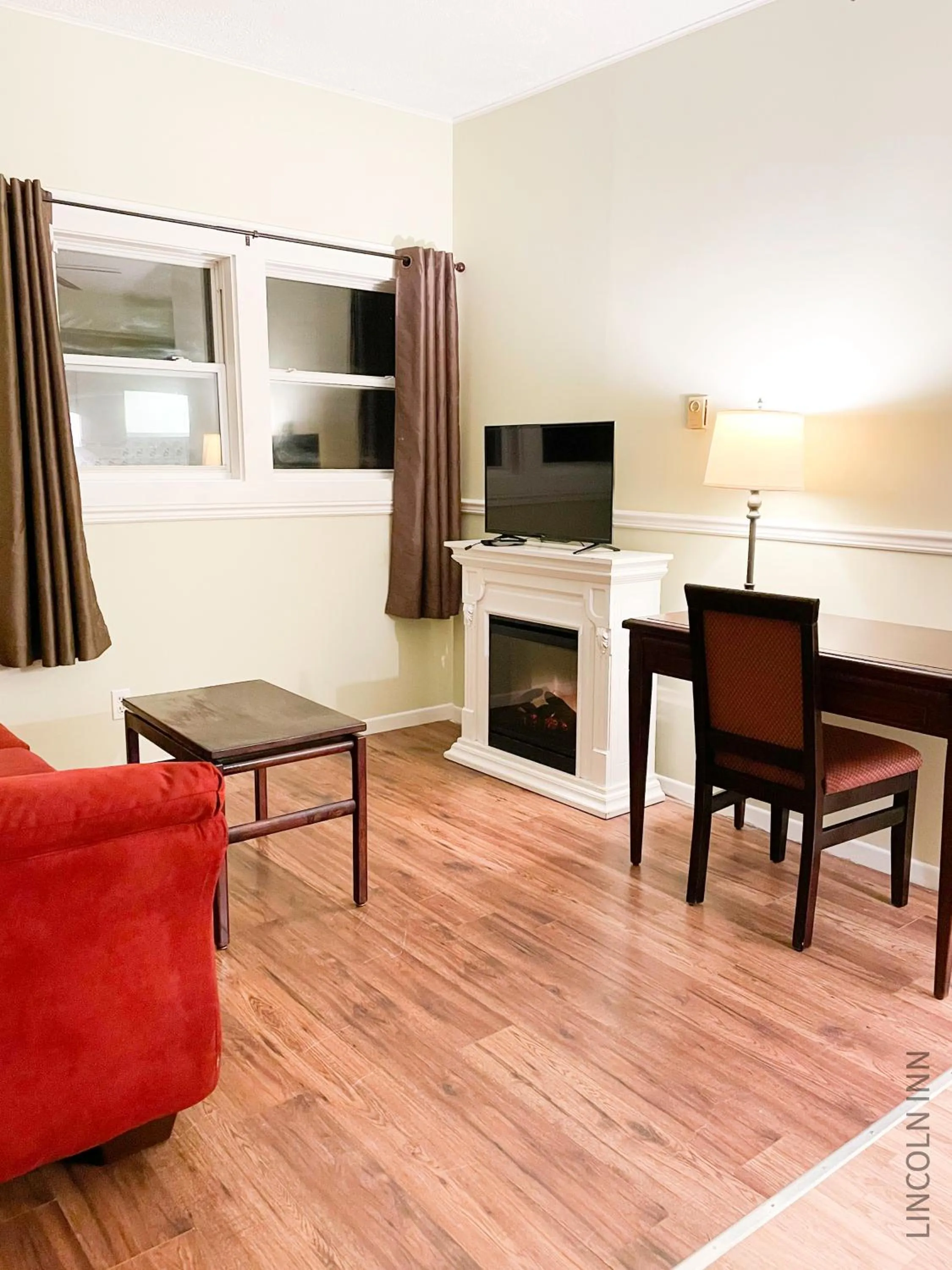 Standard Suite in Lincoln Inn Fredericton