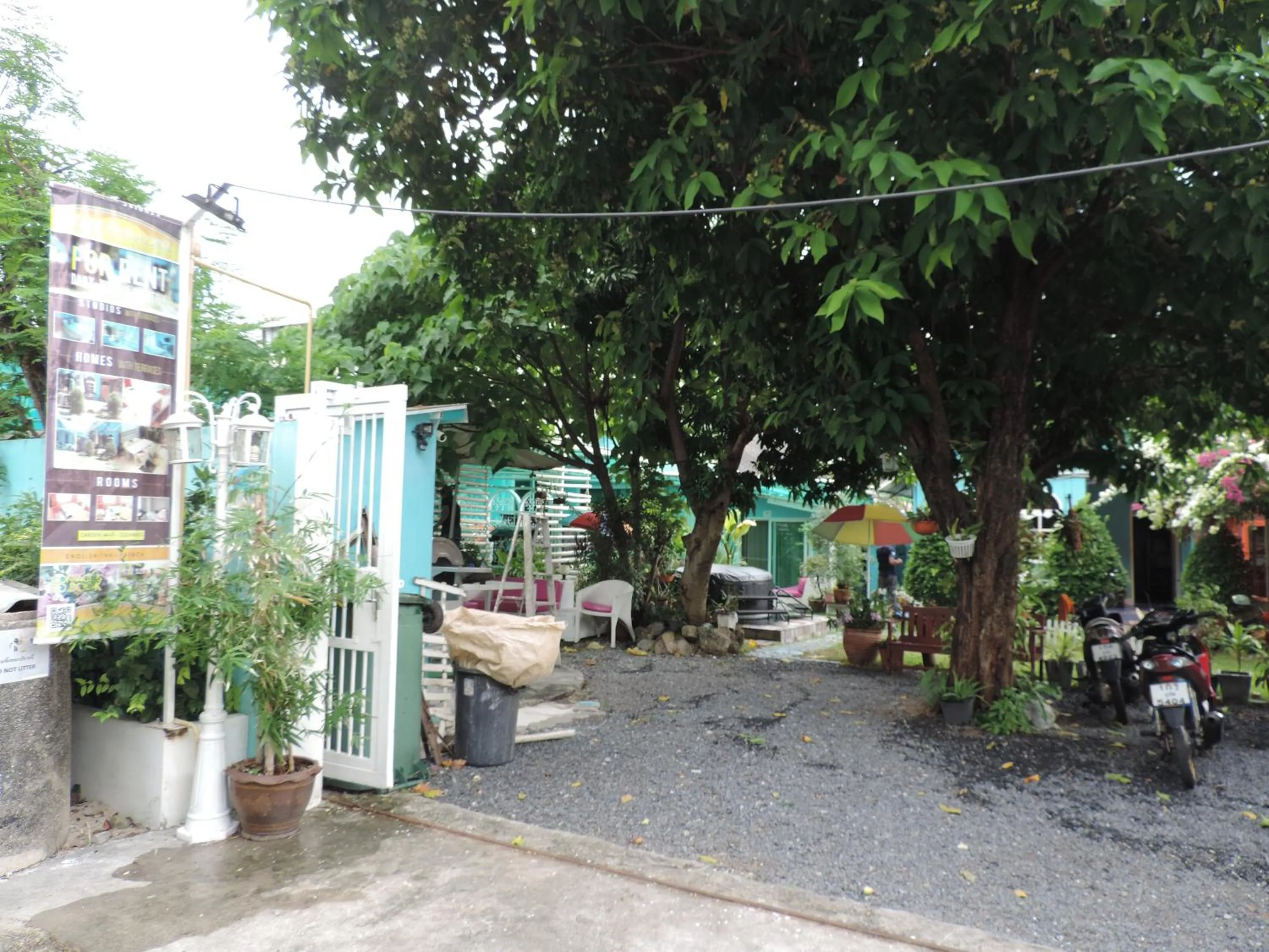 Facade/entrance in Blue Paradise Residence