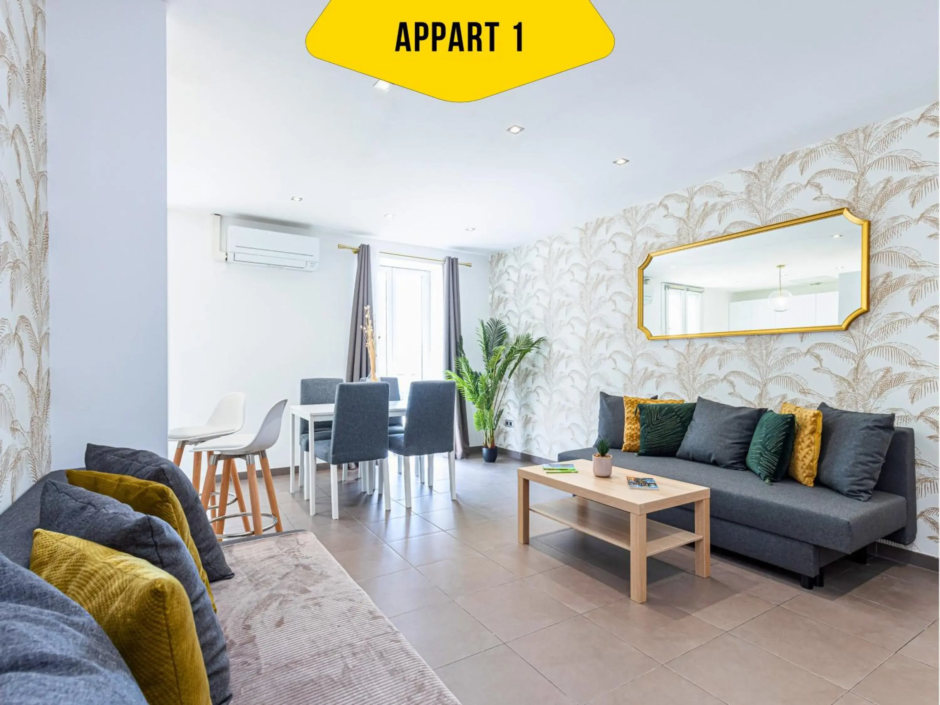CASA REINE JEANNE- ideal groups & family -CENTRAL near train station - PARKING - New&CONFORT-AC CASA REINE JEANNE- ideal groups & family -CENTRAL near train station - PARKING - New&CONFORT-AC