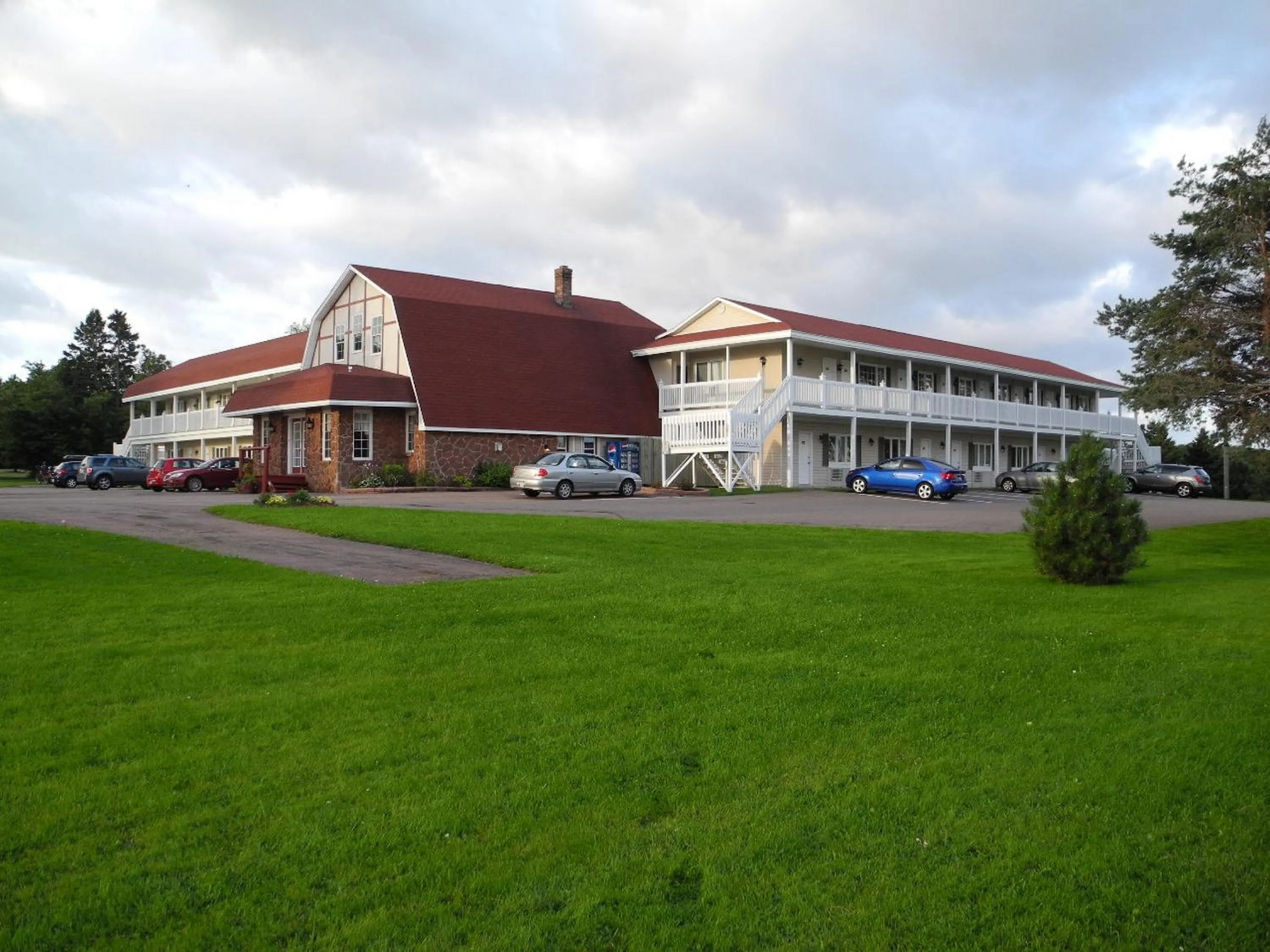 Property building in Canadas Best Value Inn & Suites Summerside