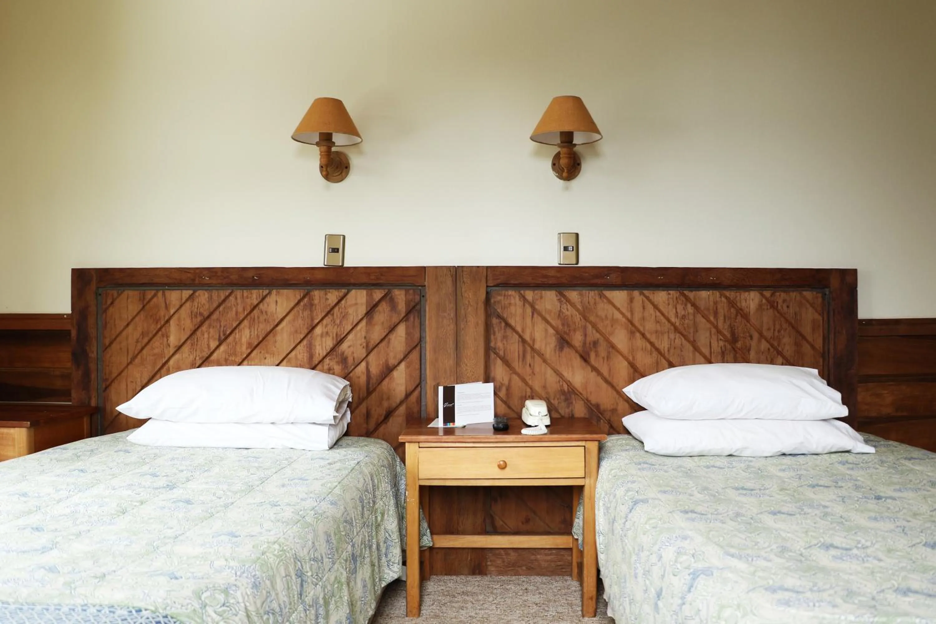 Bedroom, Bed in Hotel Museo El Greco Puerto Varas