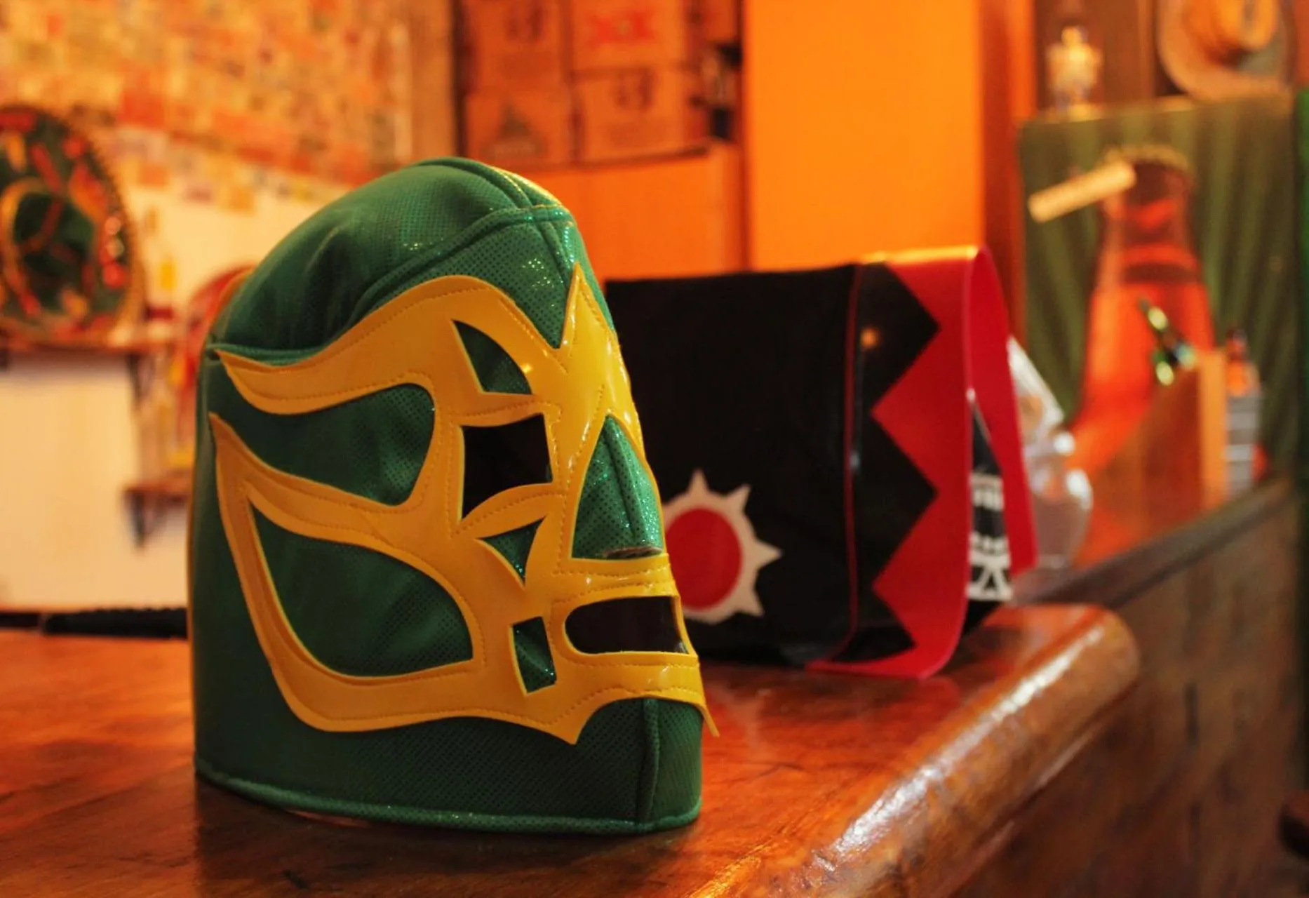 Decorative detail in Hostal Amigo