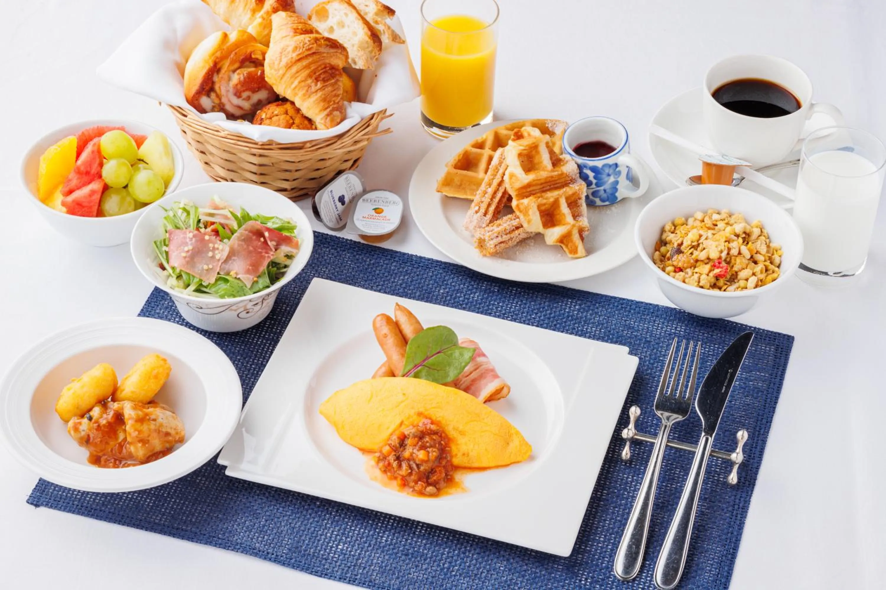 Breakfast in Hotel Monterey Grasmere Osaka