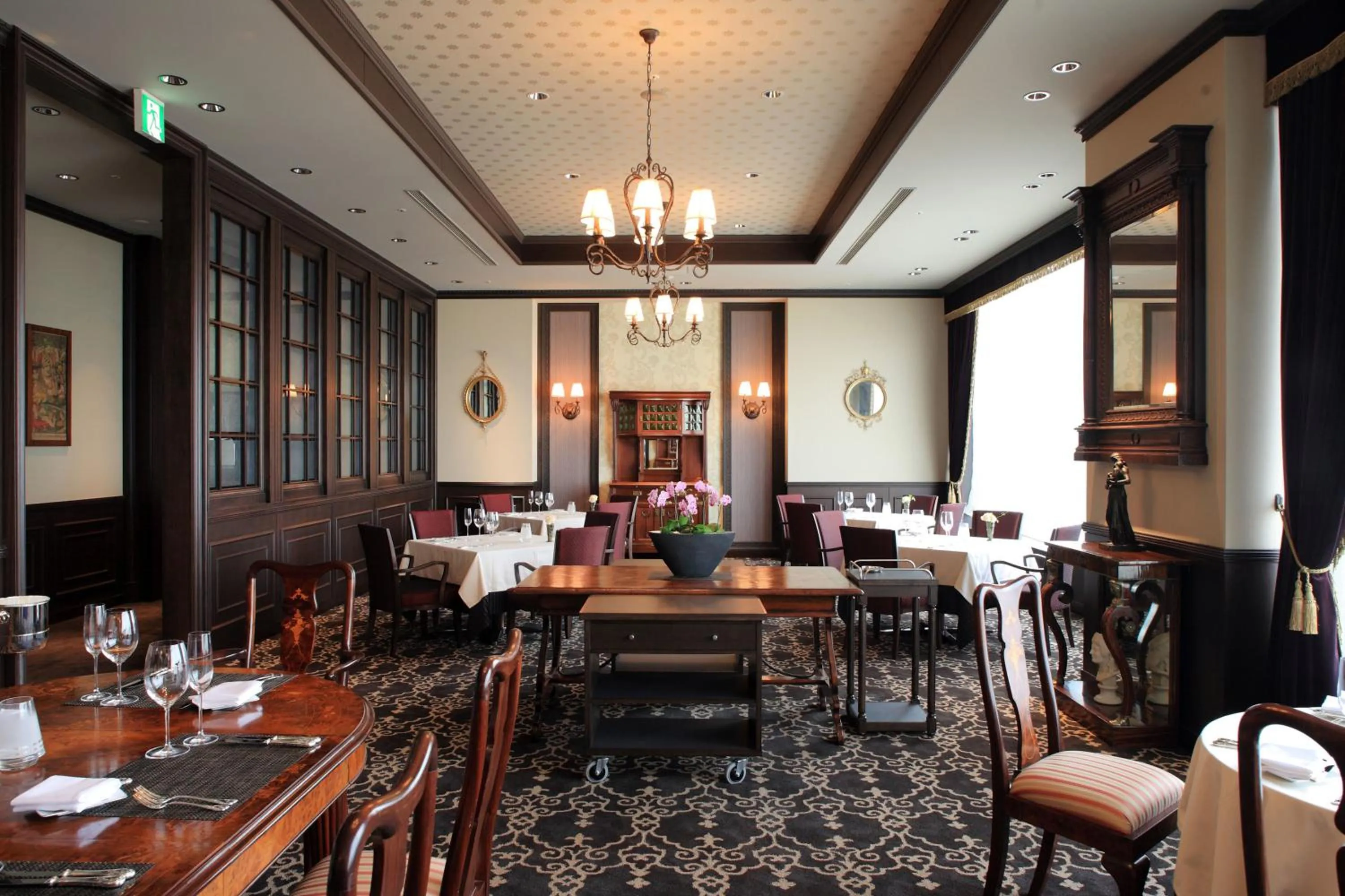 Lounge or bar in Hotel Monterey Grasmere Osaka