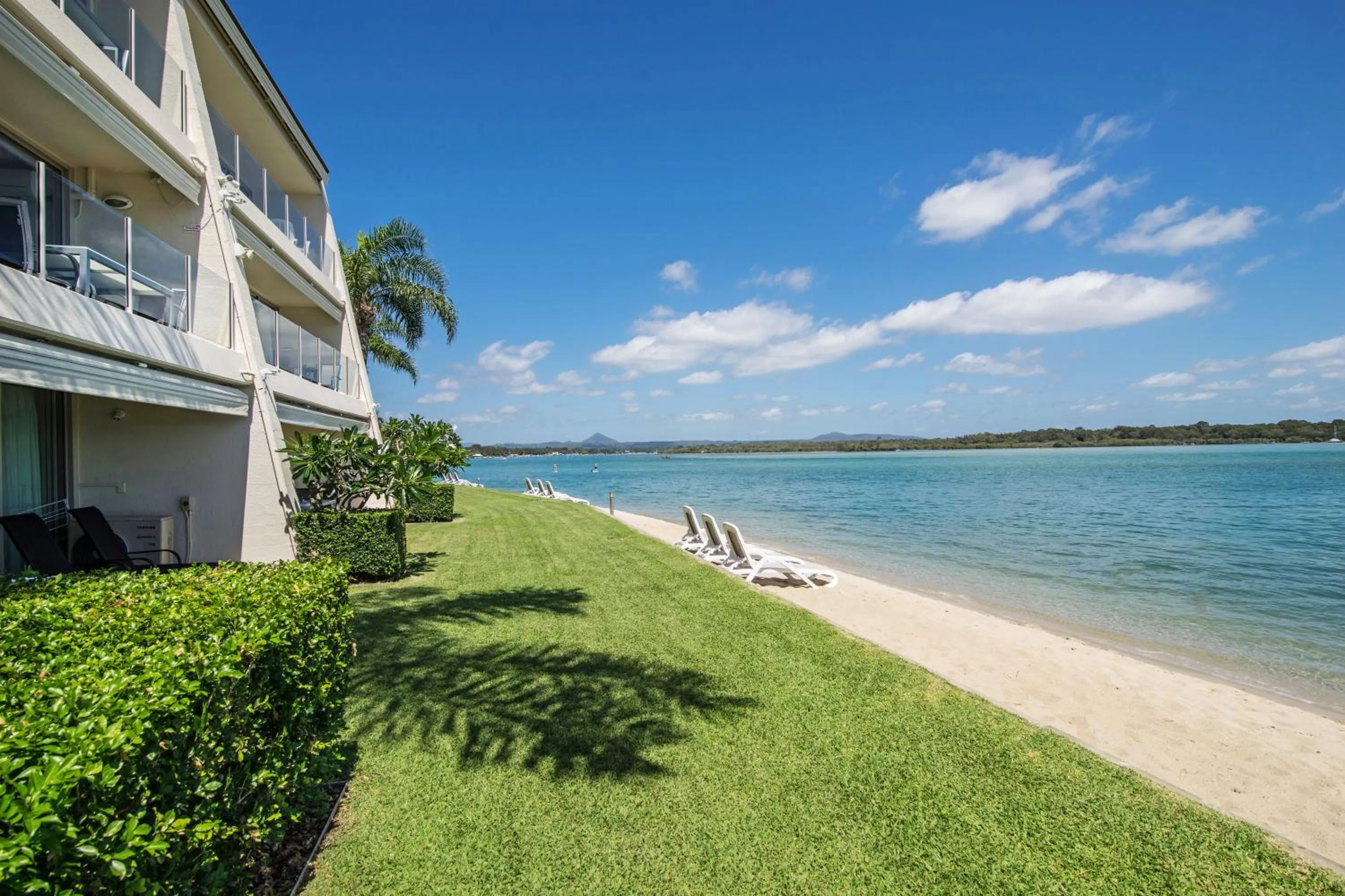 Facade/entrance in Noosa Harbour Resort