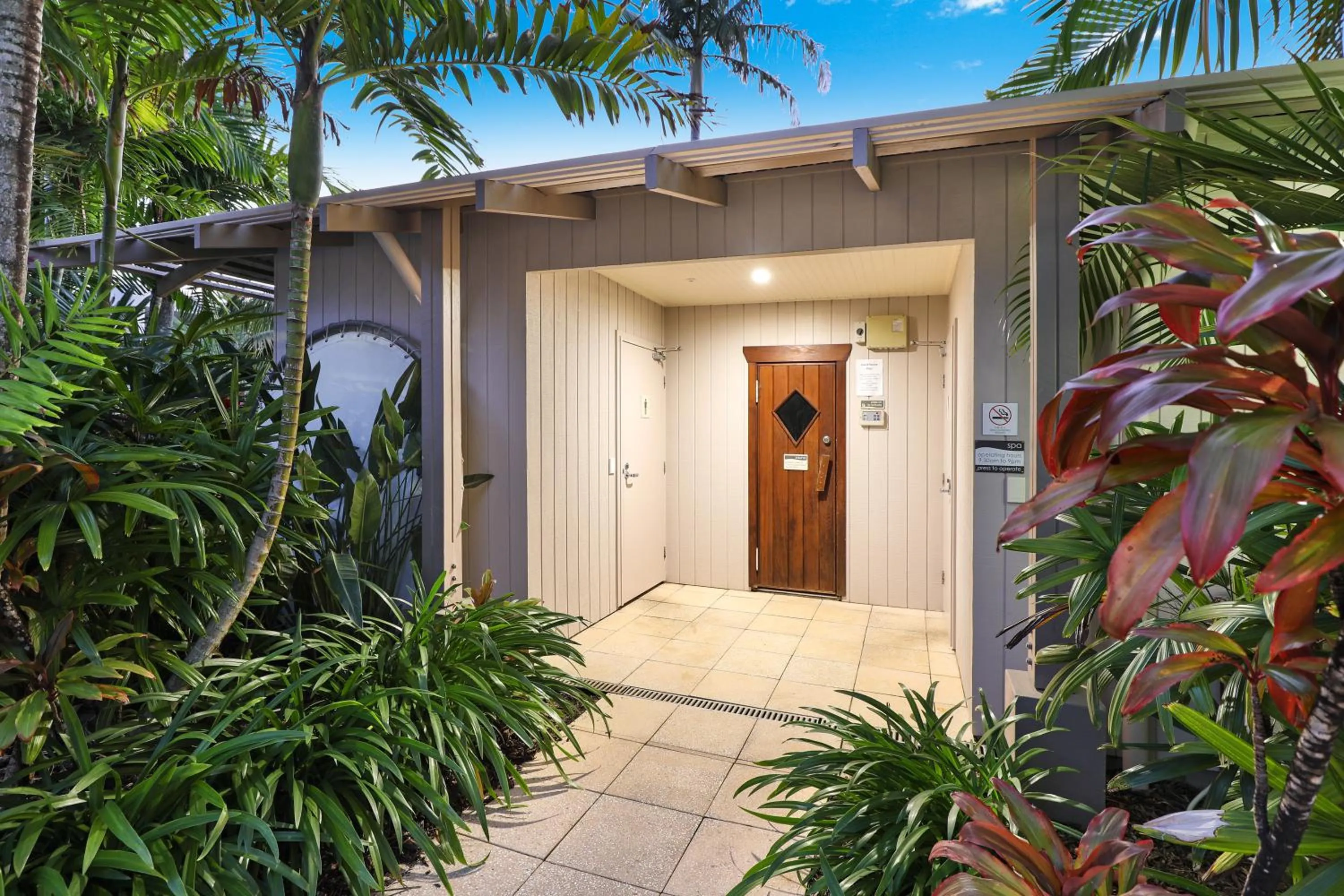 Noosa Harbour Resort