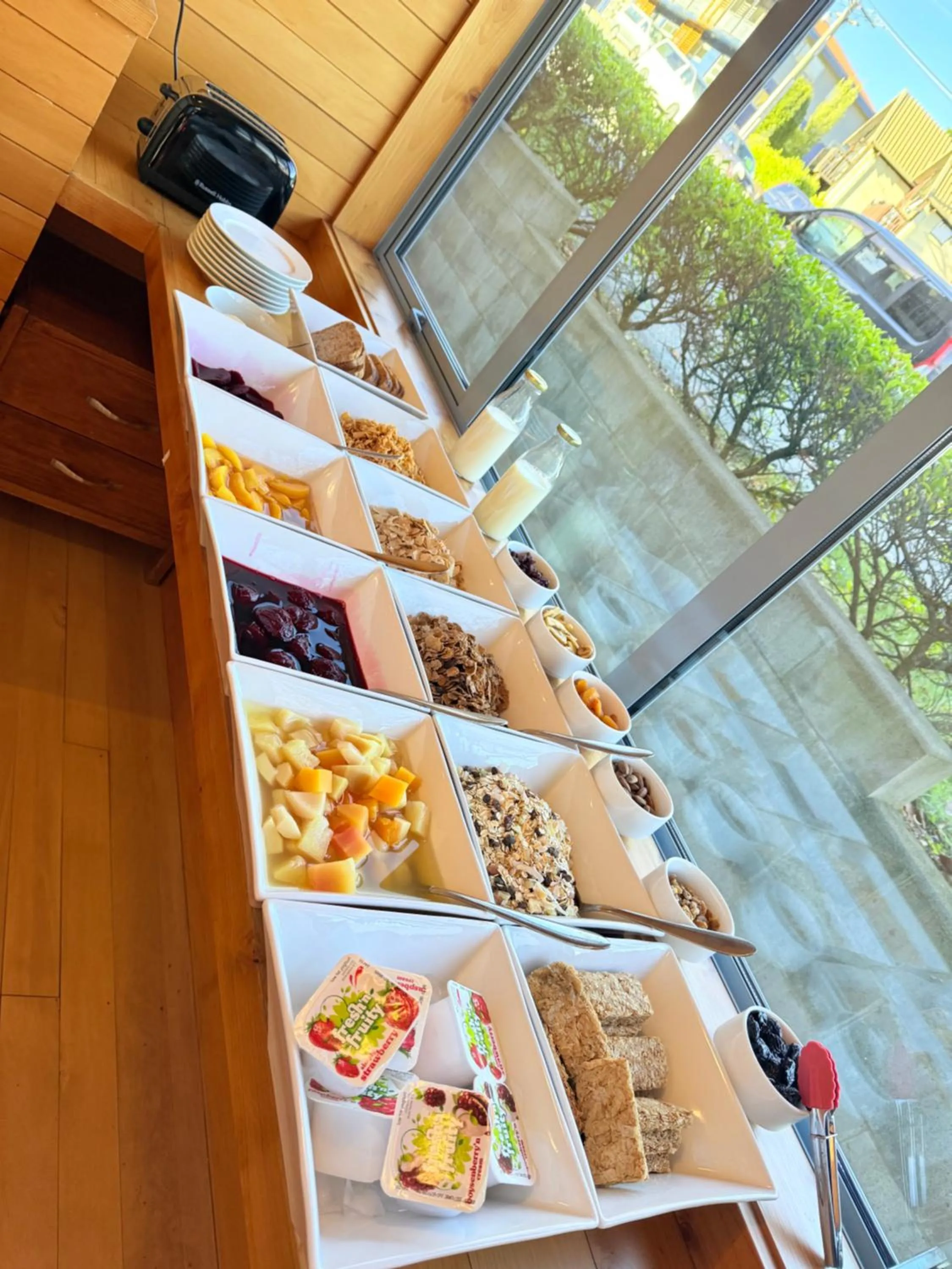 Restaurant/places to eat in Coronation Lodge