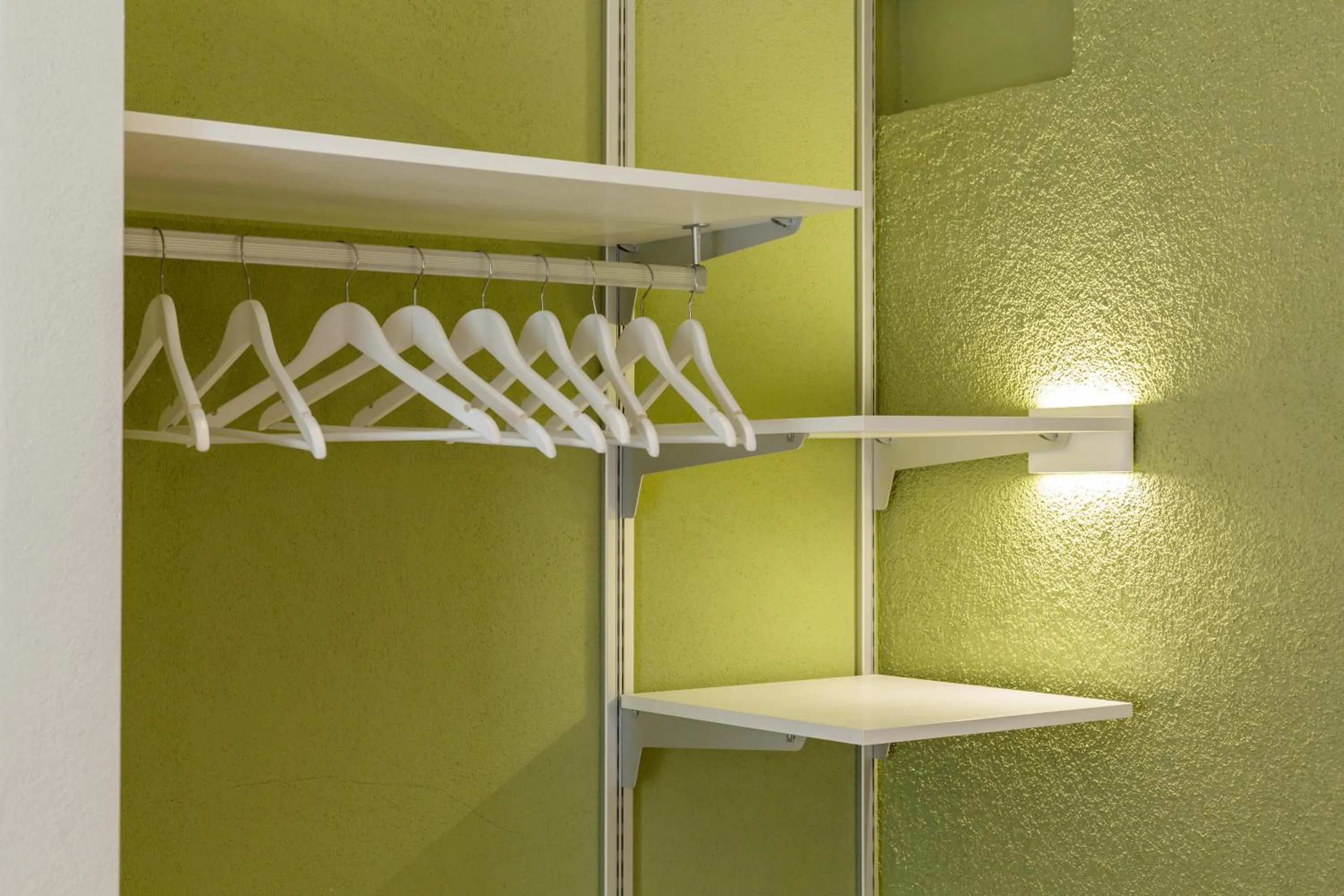 wardrobe in Martini Rooms Castello