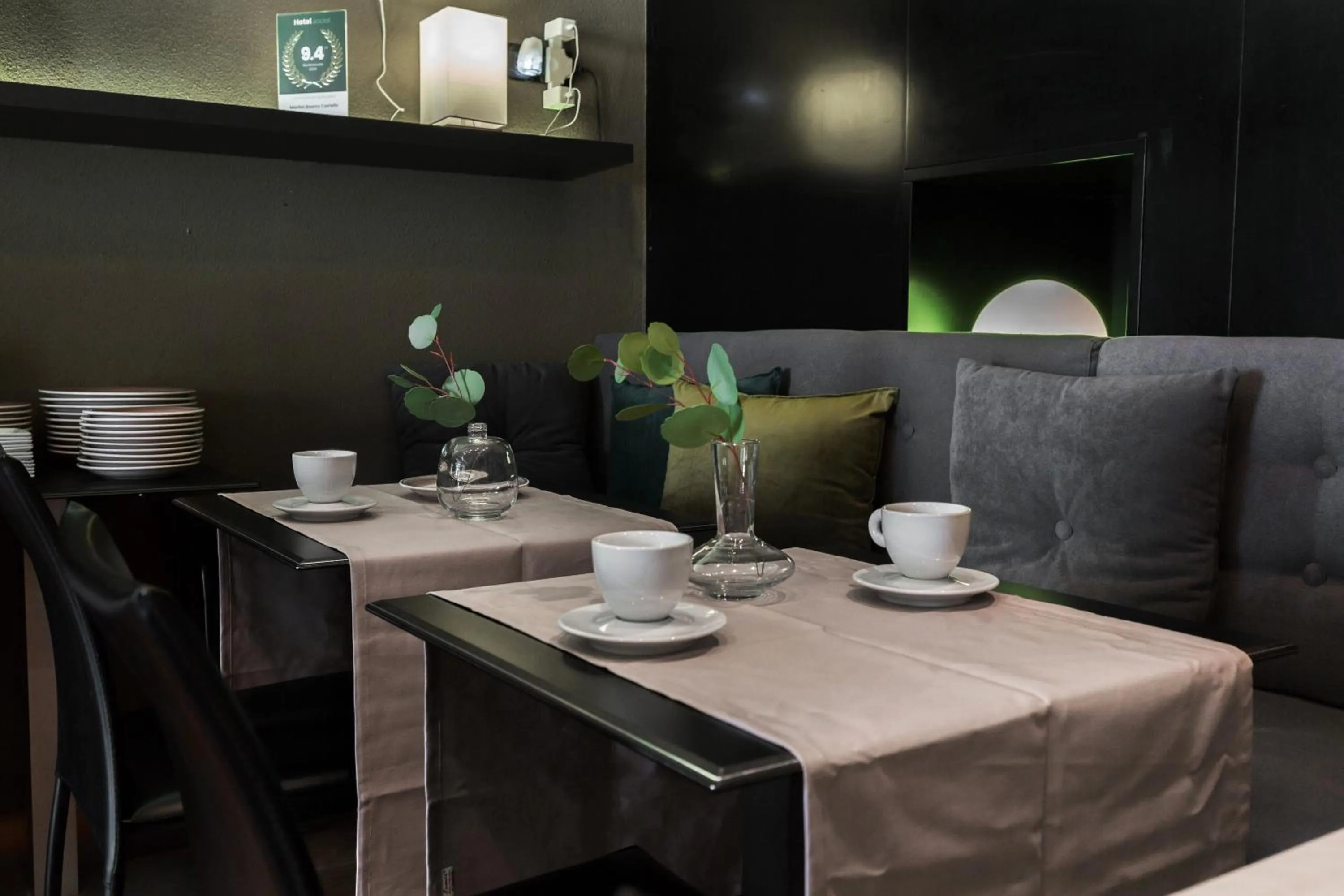 Communal lounge/ TV room in Martini Rooms Castello