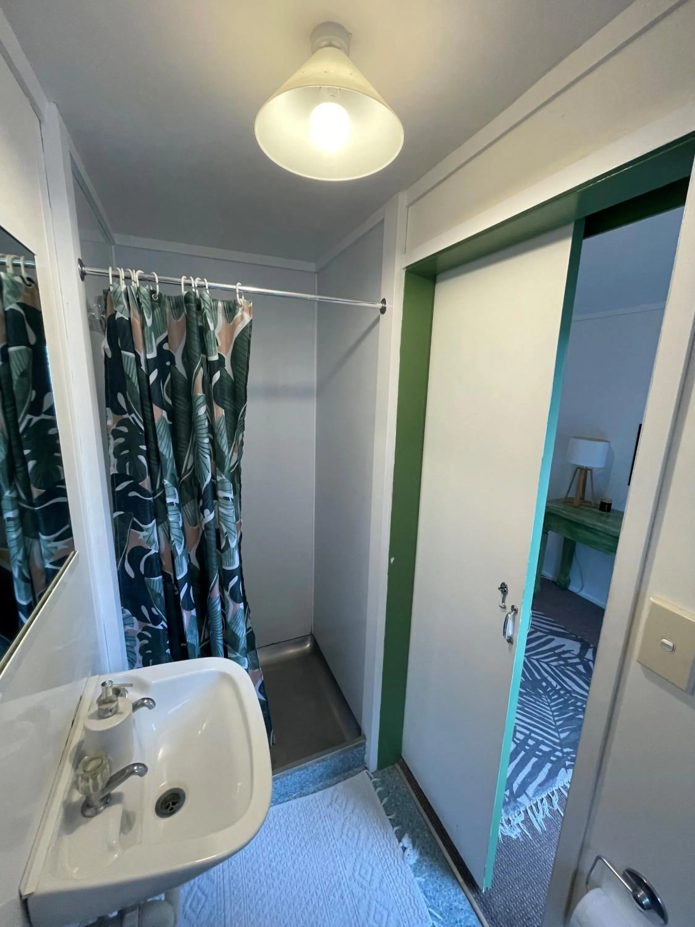 Shower in Peppertree Lodge