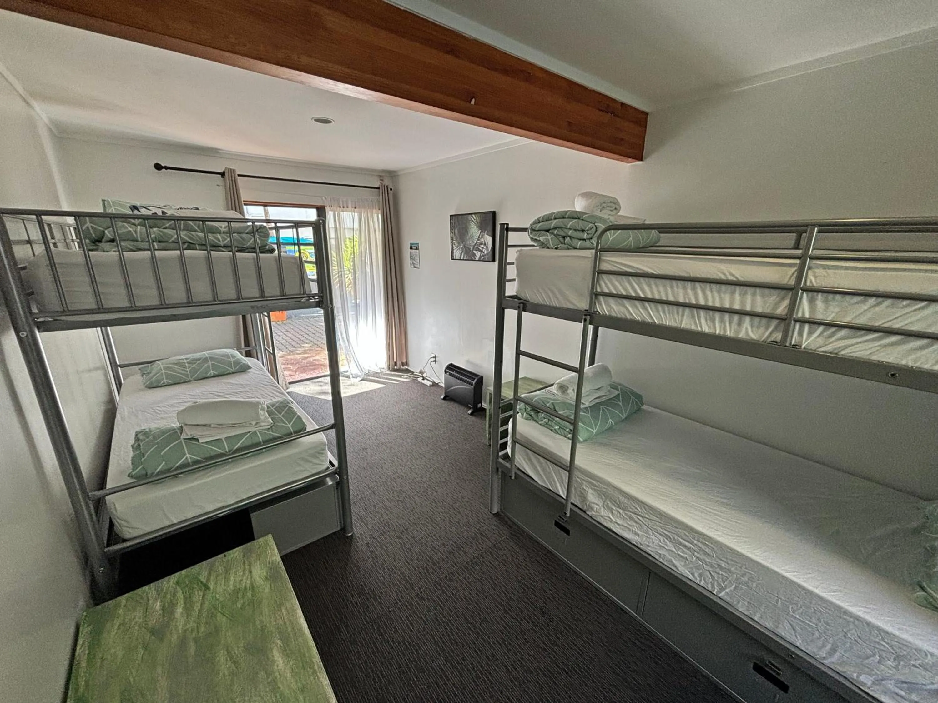 Photo of the whole room, Bed in Peppertree Lodge