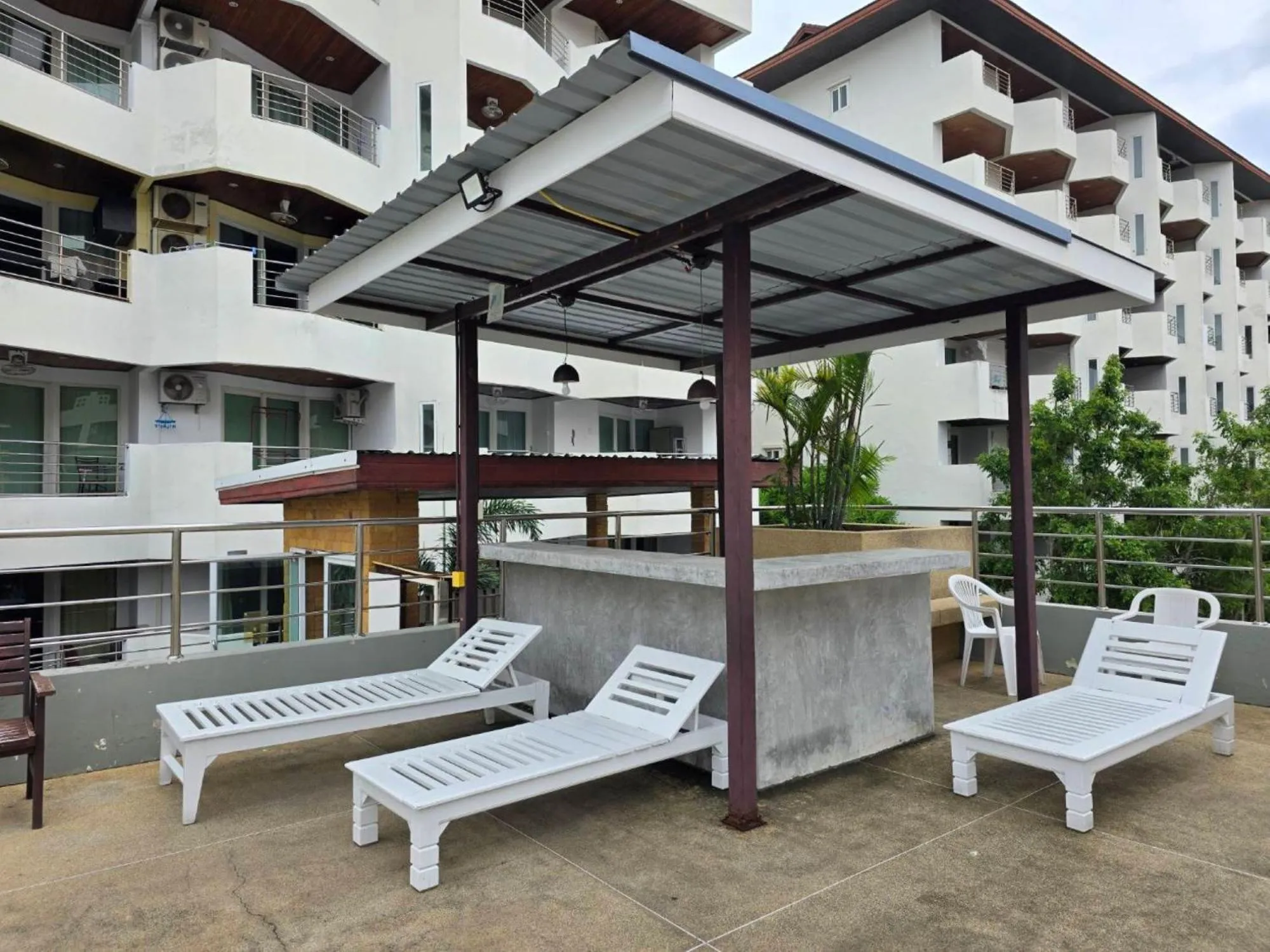 Swimming pool in Jomtien Plaza Residence