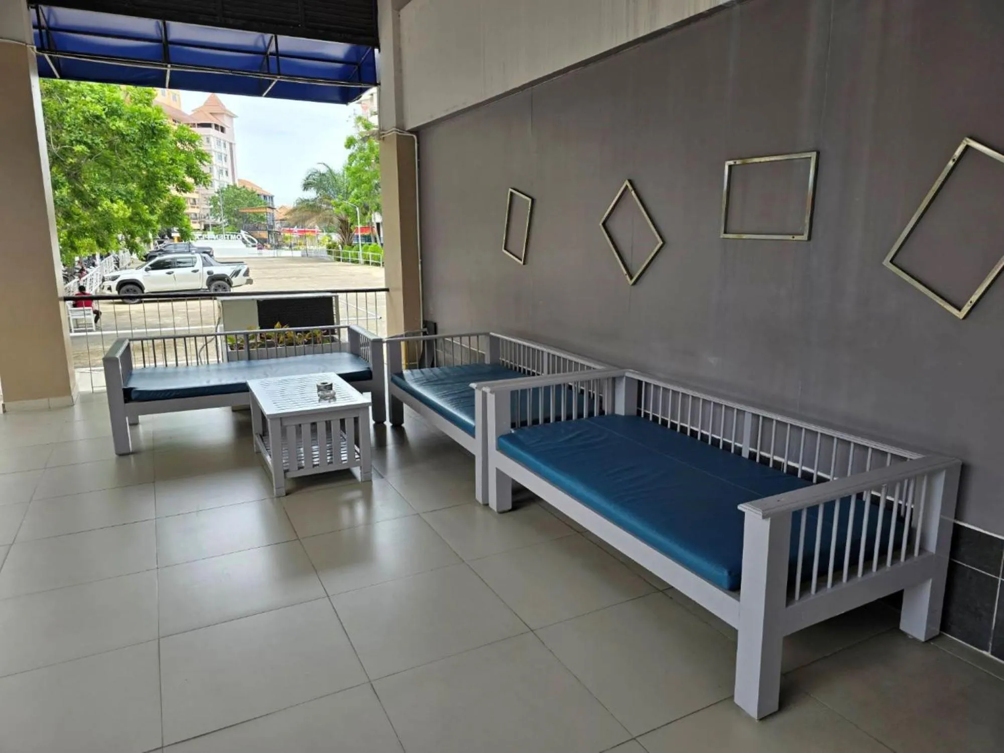 Seating area in Jomtien Plaza Residence