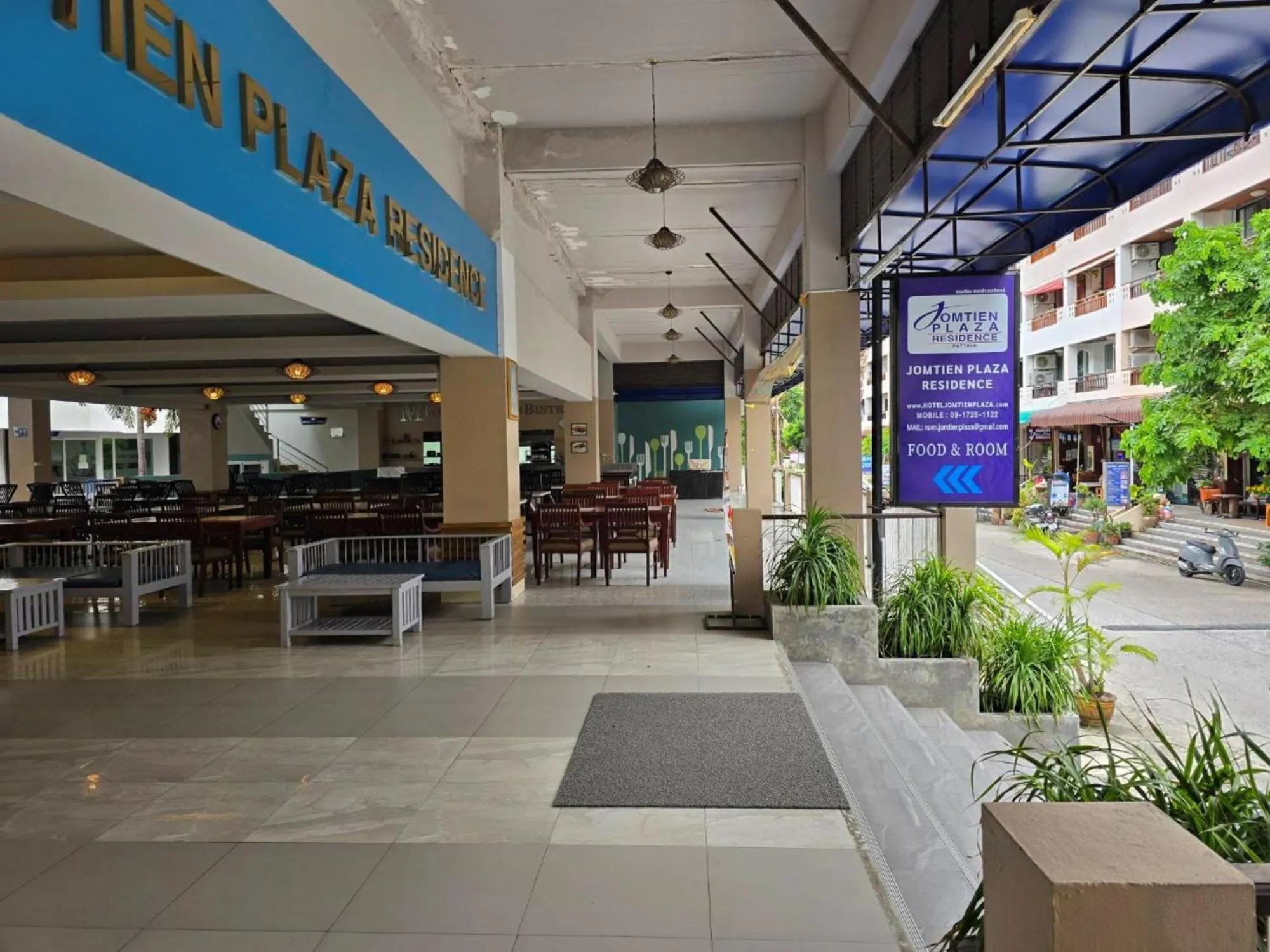 Facade/entrance in Jomtien Plaza Residence