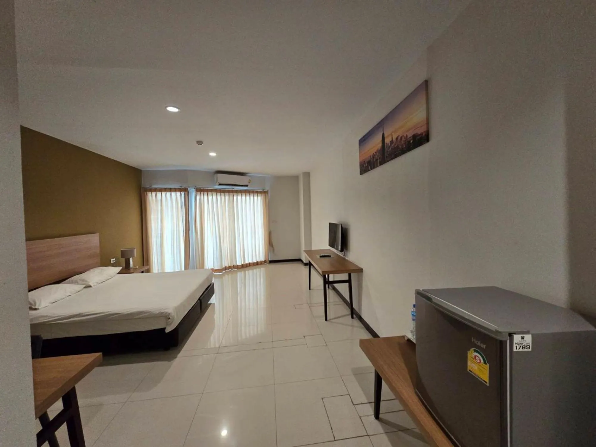 Photo of the whole room, Bed in Jomtien Plaza Residence