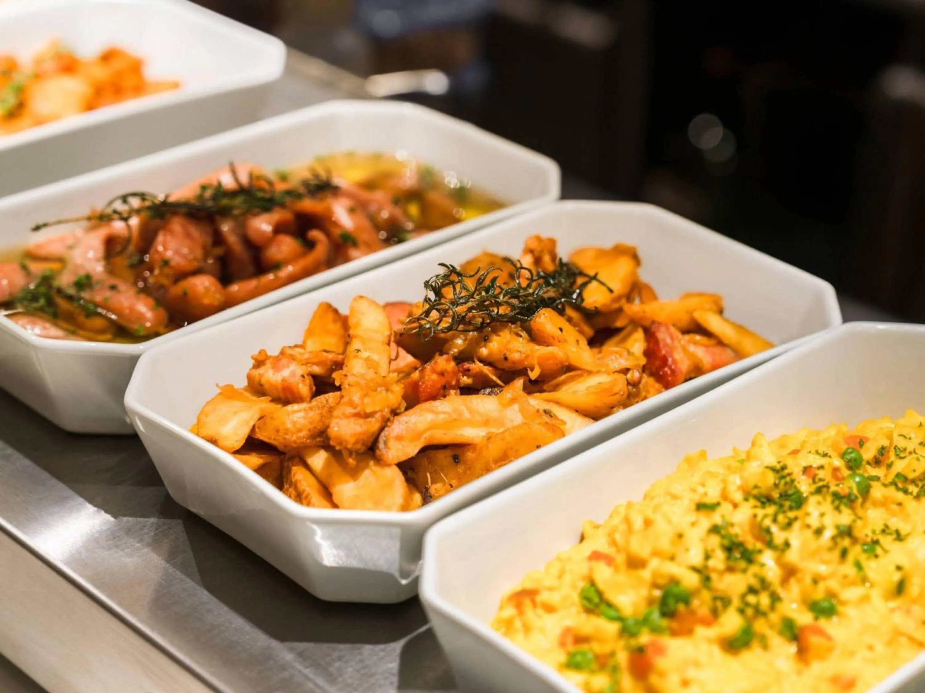 Restaurant/places to eat in Hotel Resol Ikebukuro