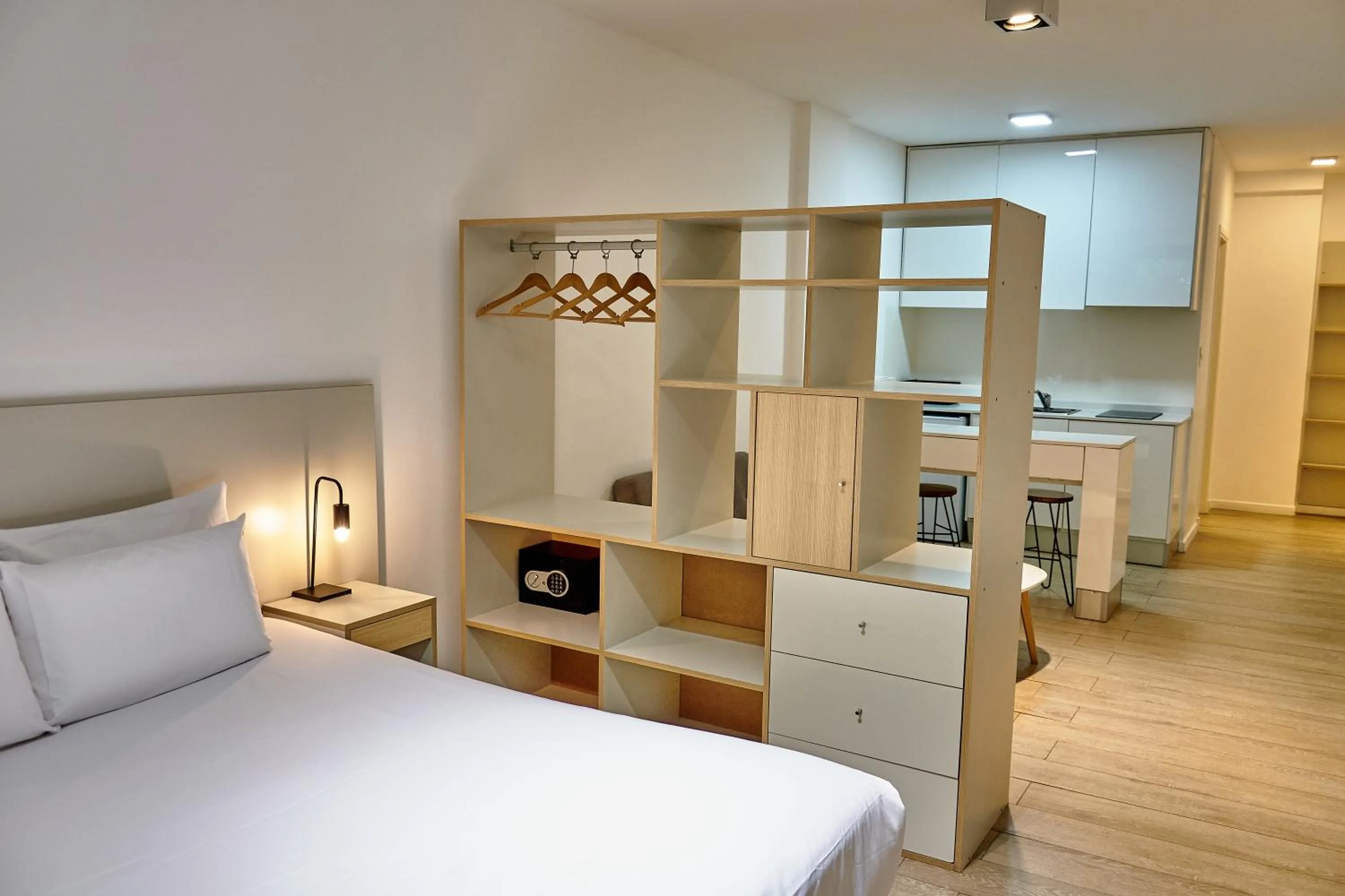 Photo of the whole room, Bed in Babel Alto