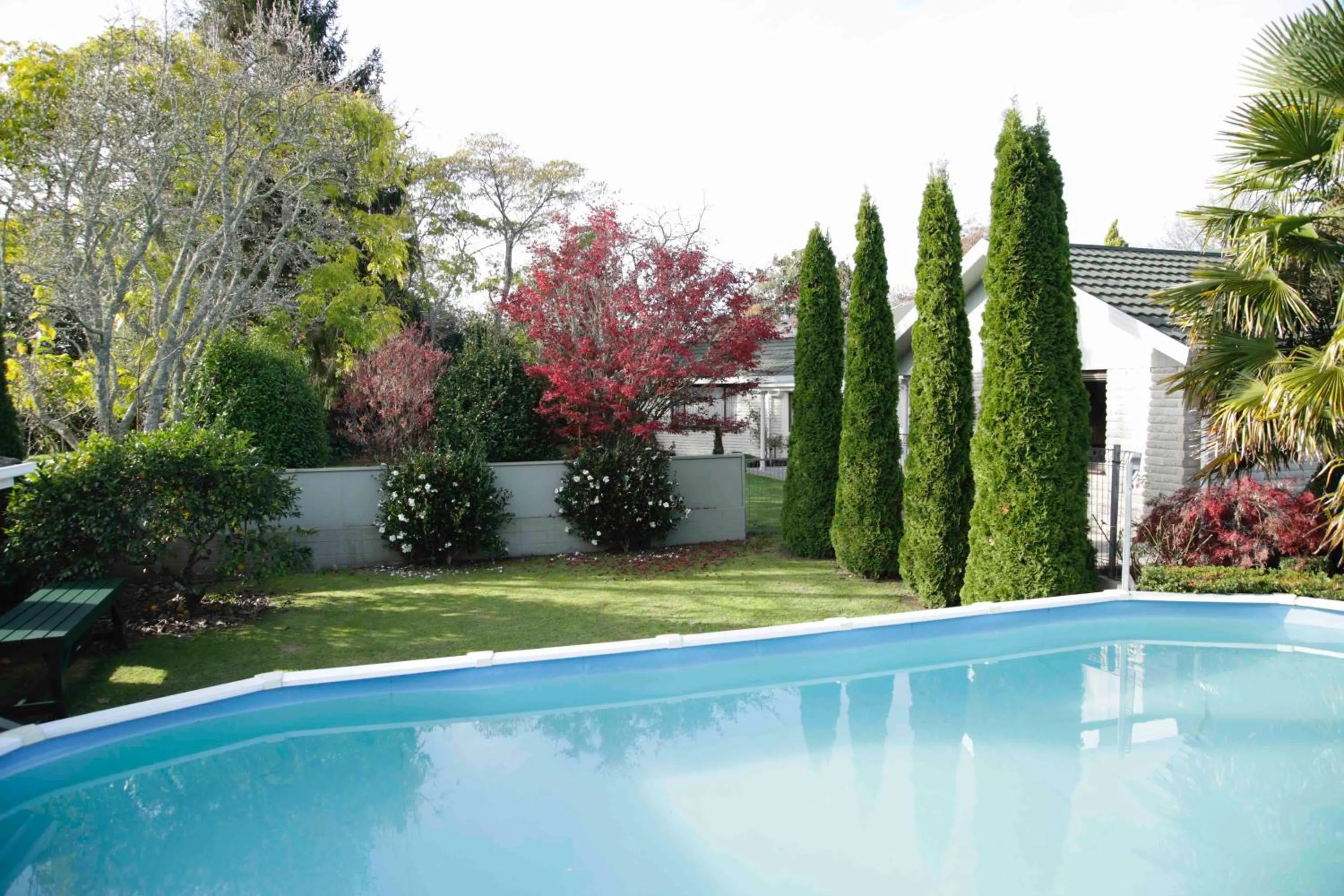 Pool view in Somersal Bed & Breakfast