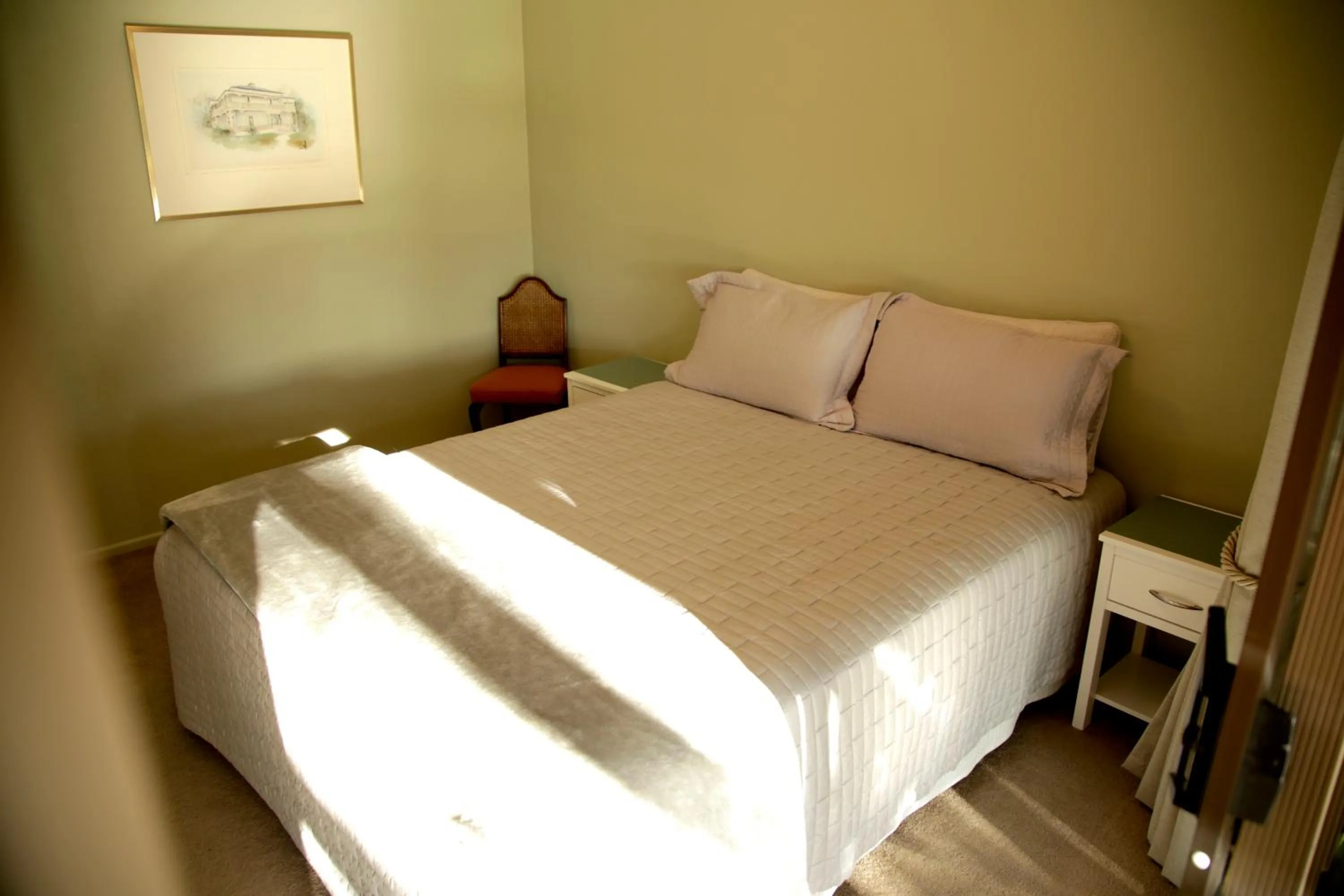 Bed in Somersal Bed & Breakfast