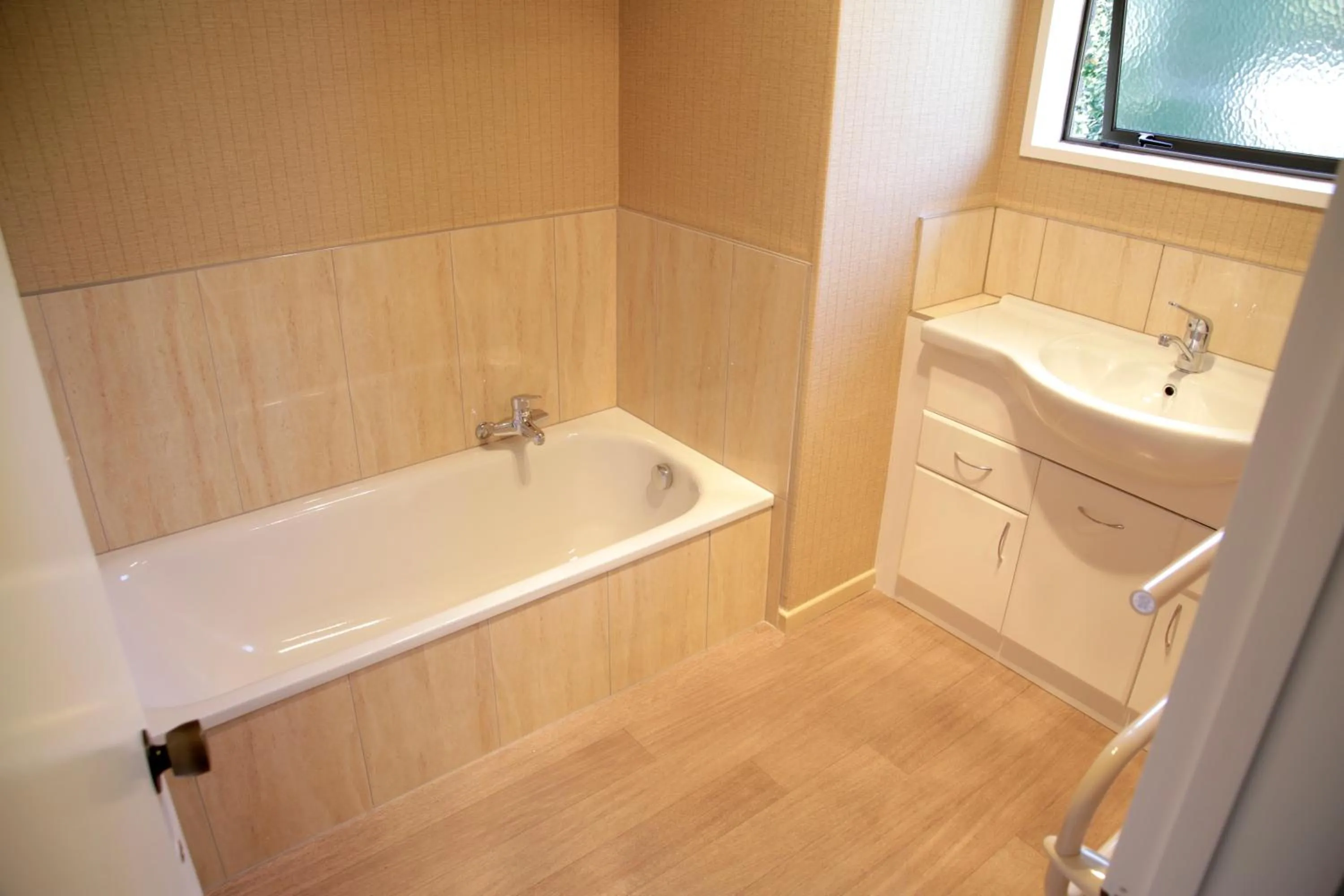 Bathroom in Somersal Bed & Breakfast