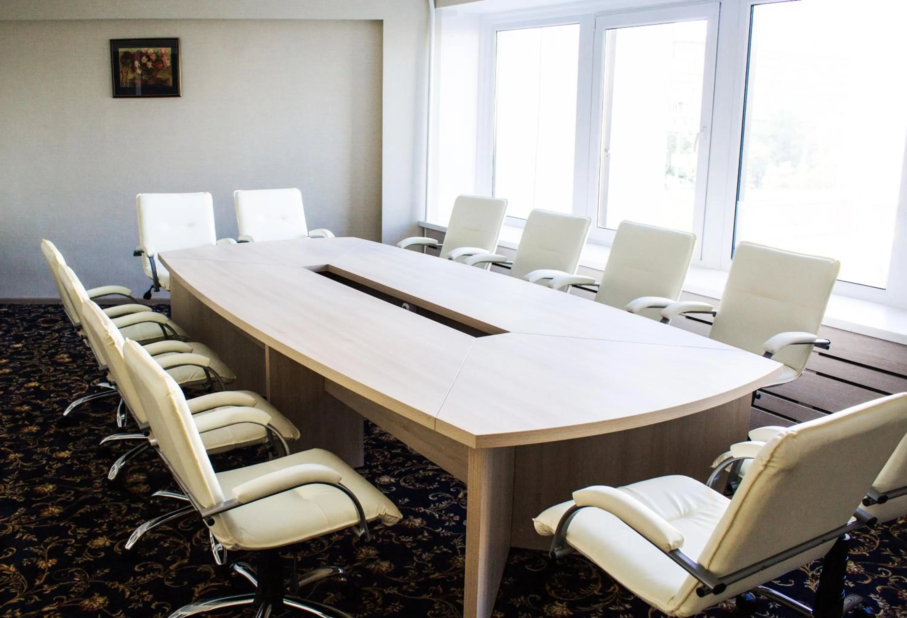Business facilities in Tourist Hotel Complex