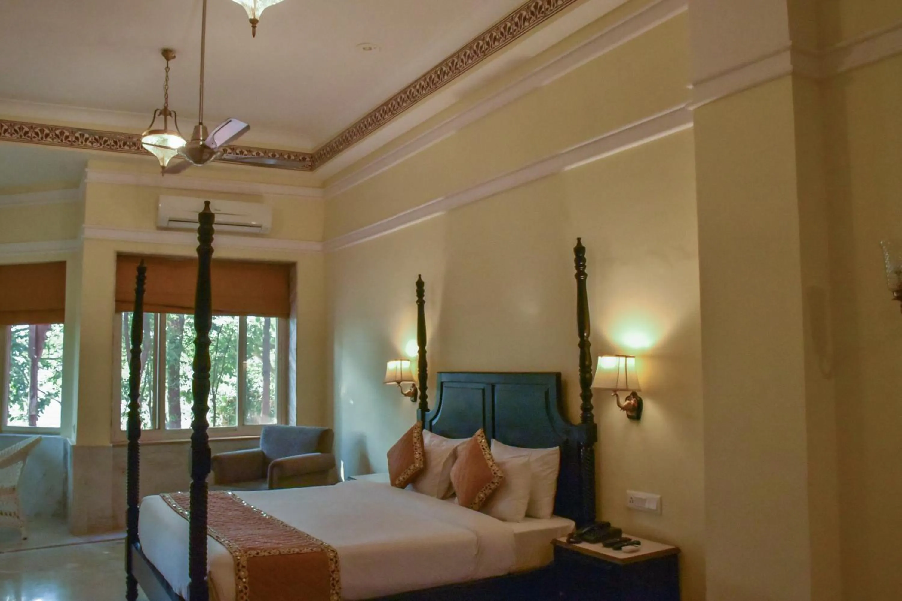 Bed in Umaid Palace - A Lakeside Resort - 25 minutes from Mehandipur Balaji - 20 minutes from Chand Baori Stepwell Abhaneri & 40 minutes from Bhangarh Fort