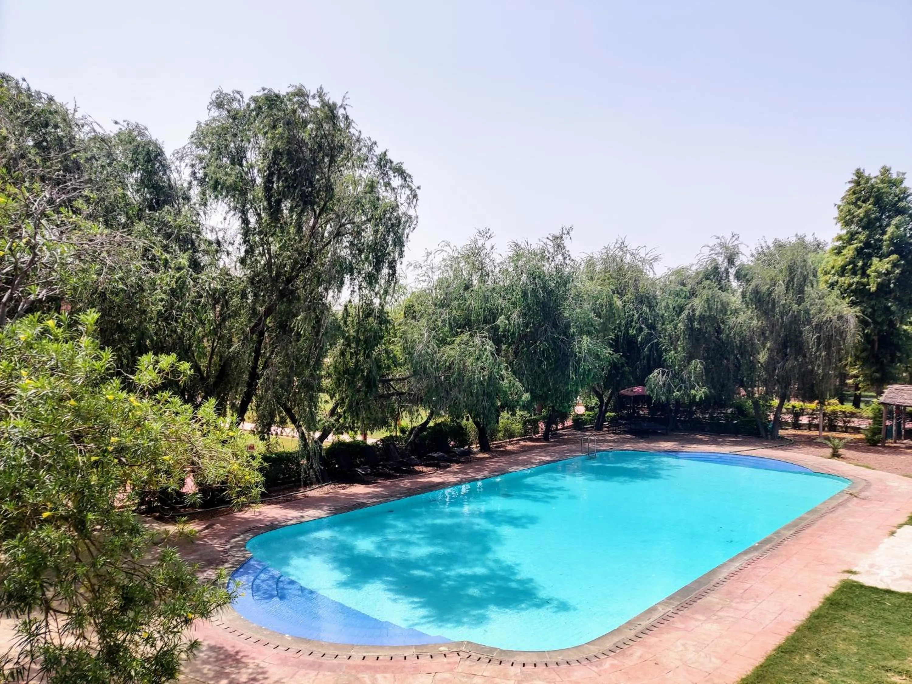 Umaid Palace - A Lakeside Resort - 25 minutes from Mehandipur Balaji - 20 minutes from Chand Baori Stepwell Abhaneri & 40 minutes from Bhangarh Fort