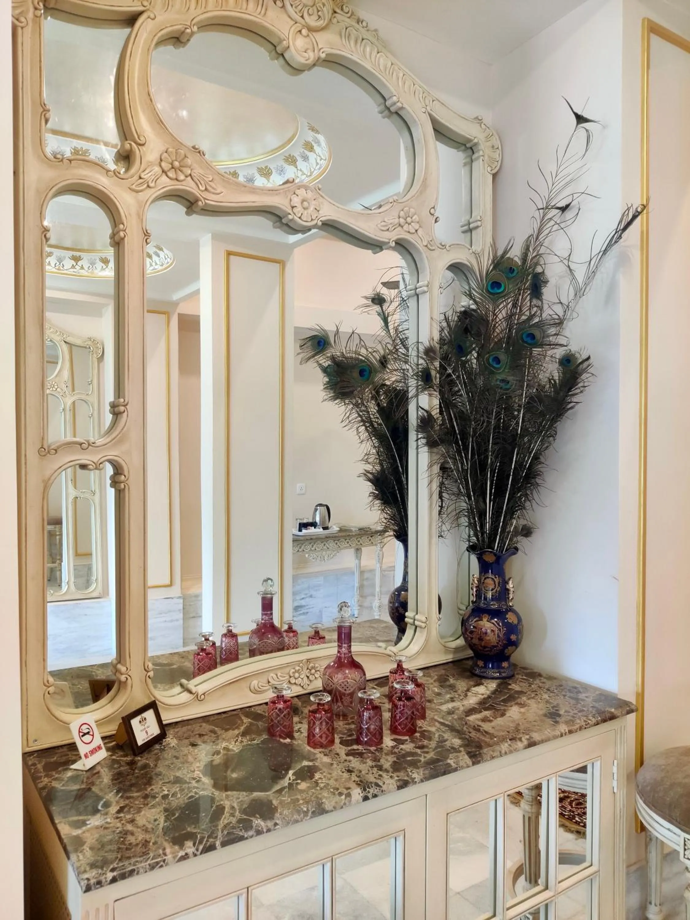 Umaid Palace - A Lakeside Resort - 25 minutes from Mehandipur Balaji - 20 minutes from Chand Baori Stepwell Abhaneri & 40 minutes from Bhangarh Fort