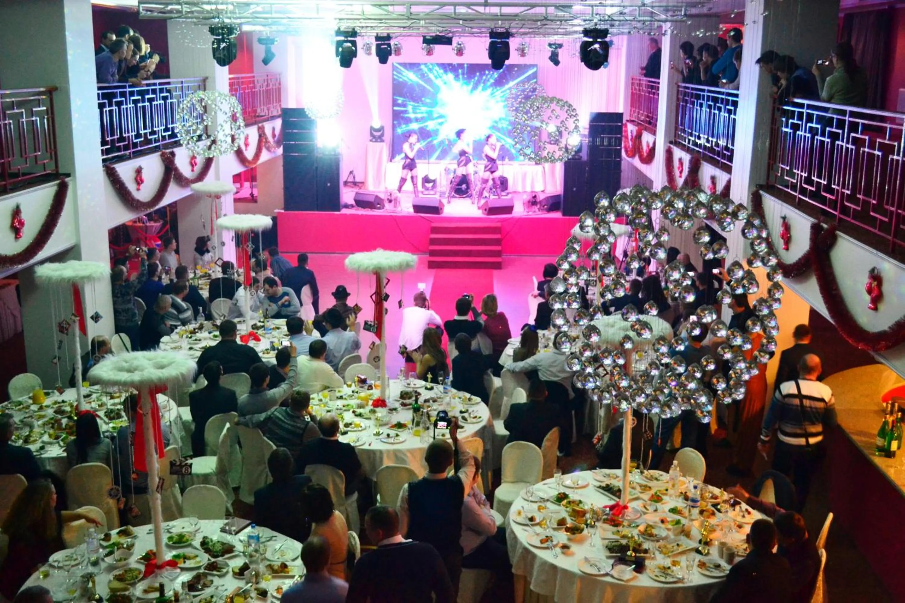 Nightclub / DJ in Britaniya