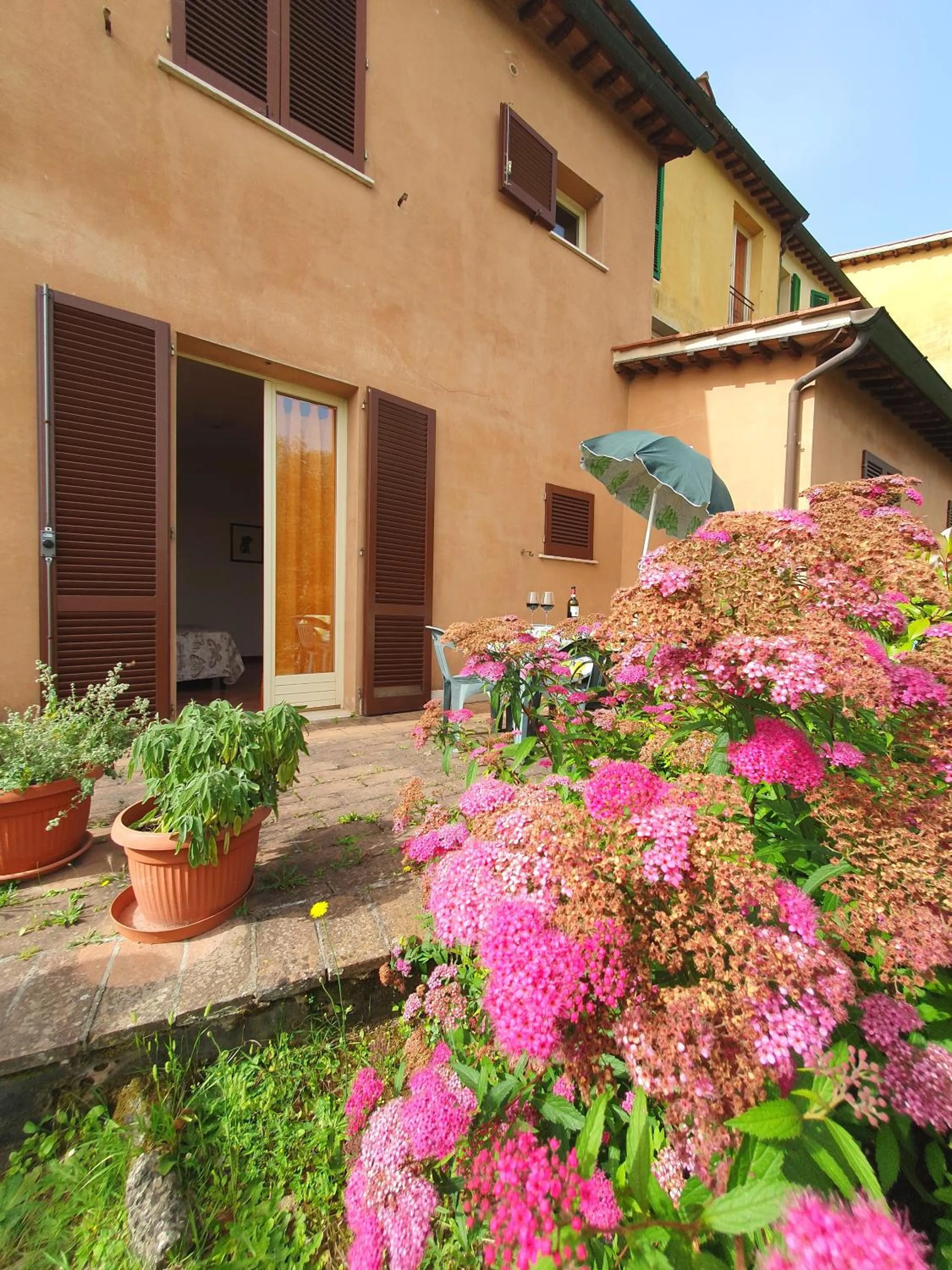 Patio in Residence Le Meridiane