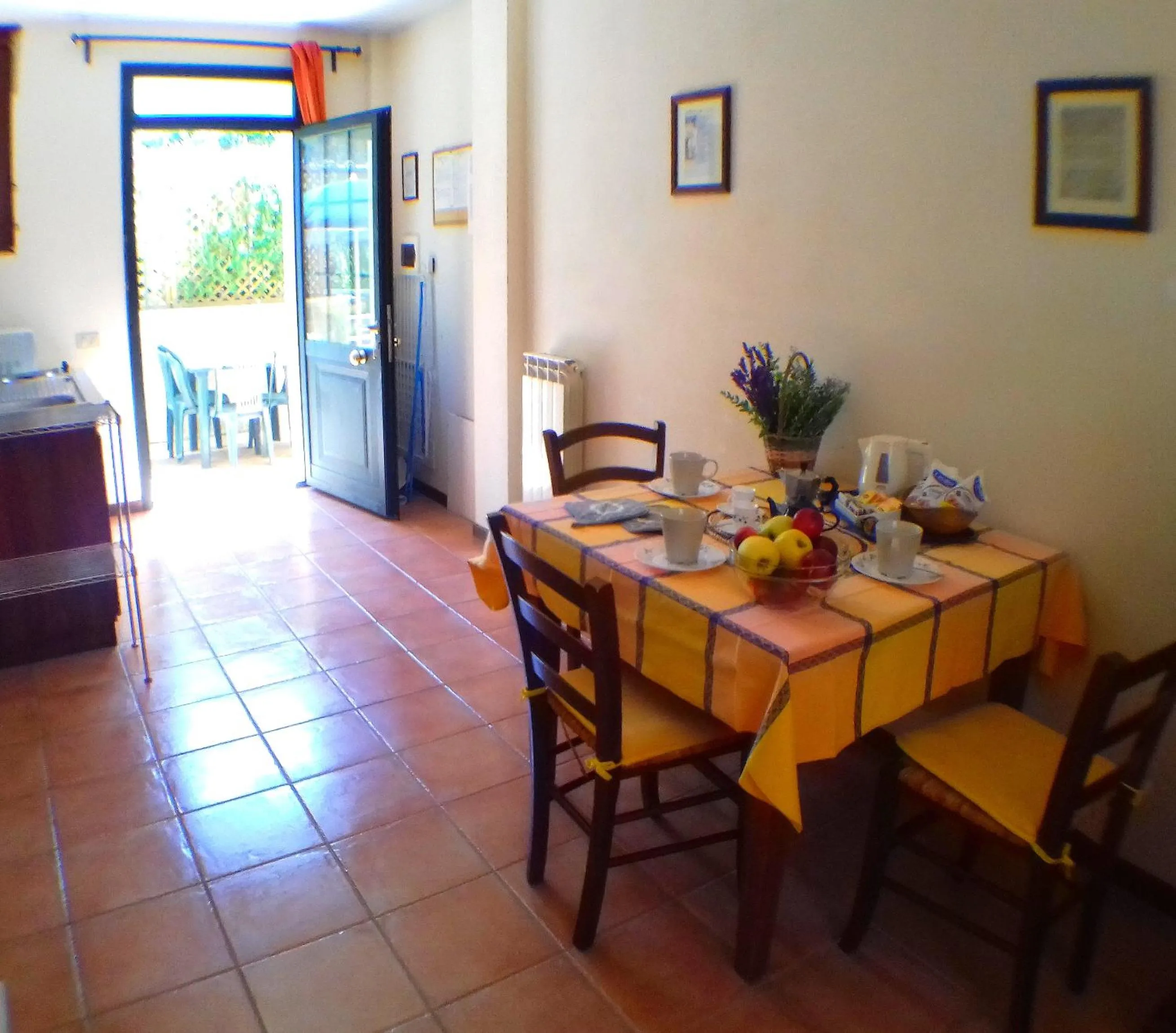 kitchen in Residence Le Meridiane