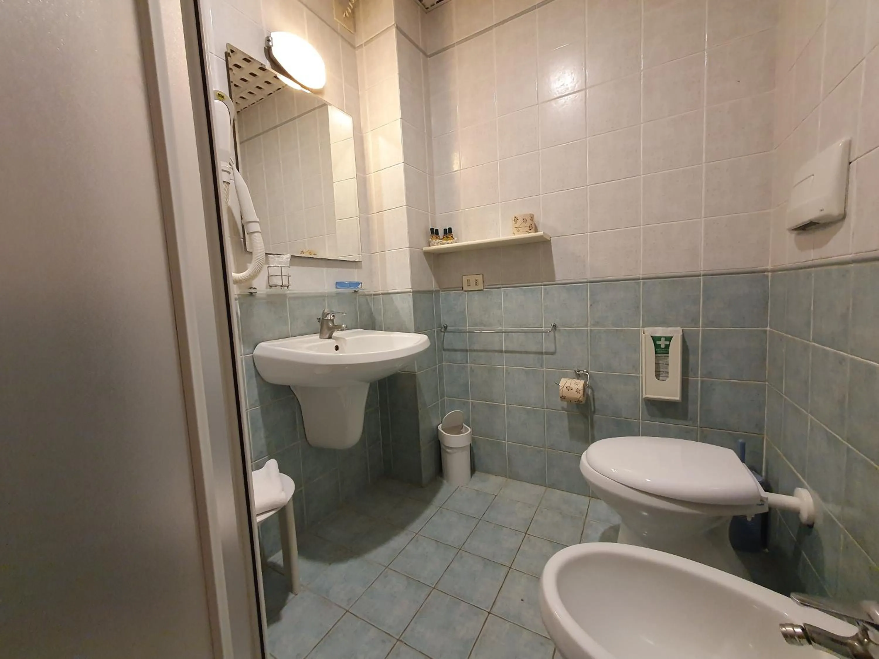 Bathroom in Residence Le Meridiane