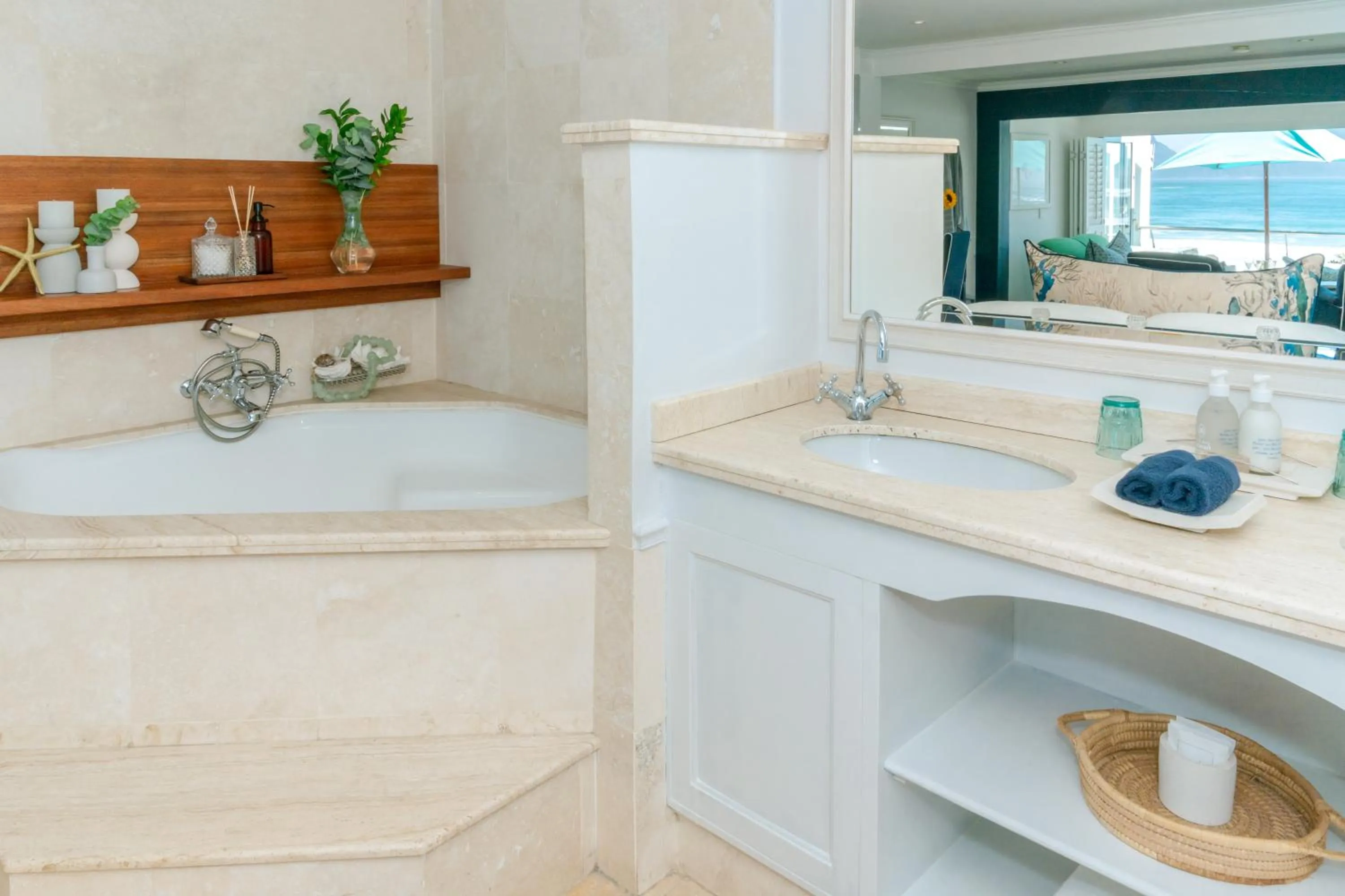 Bathroom in Last Word Long Beach