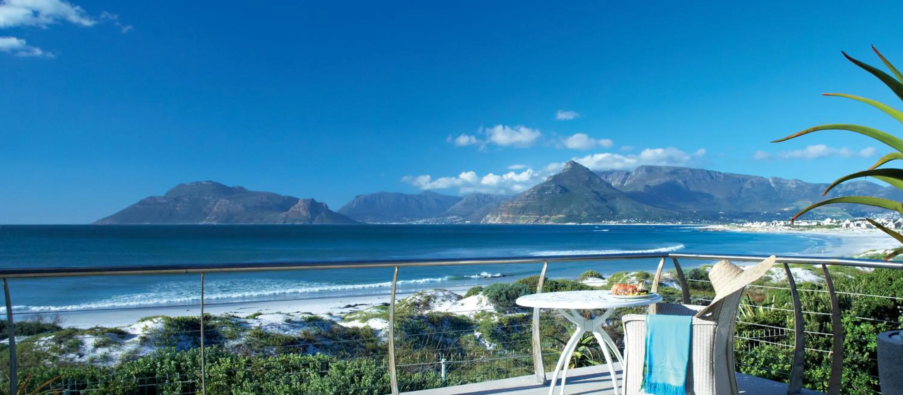 Day in Last Word Long Beach