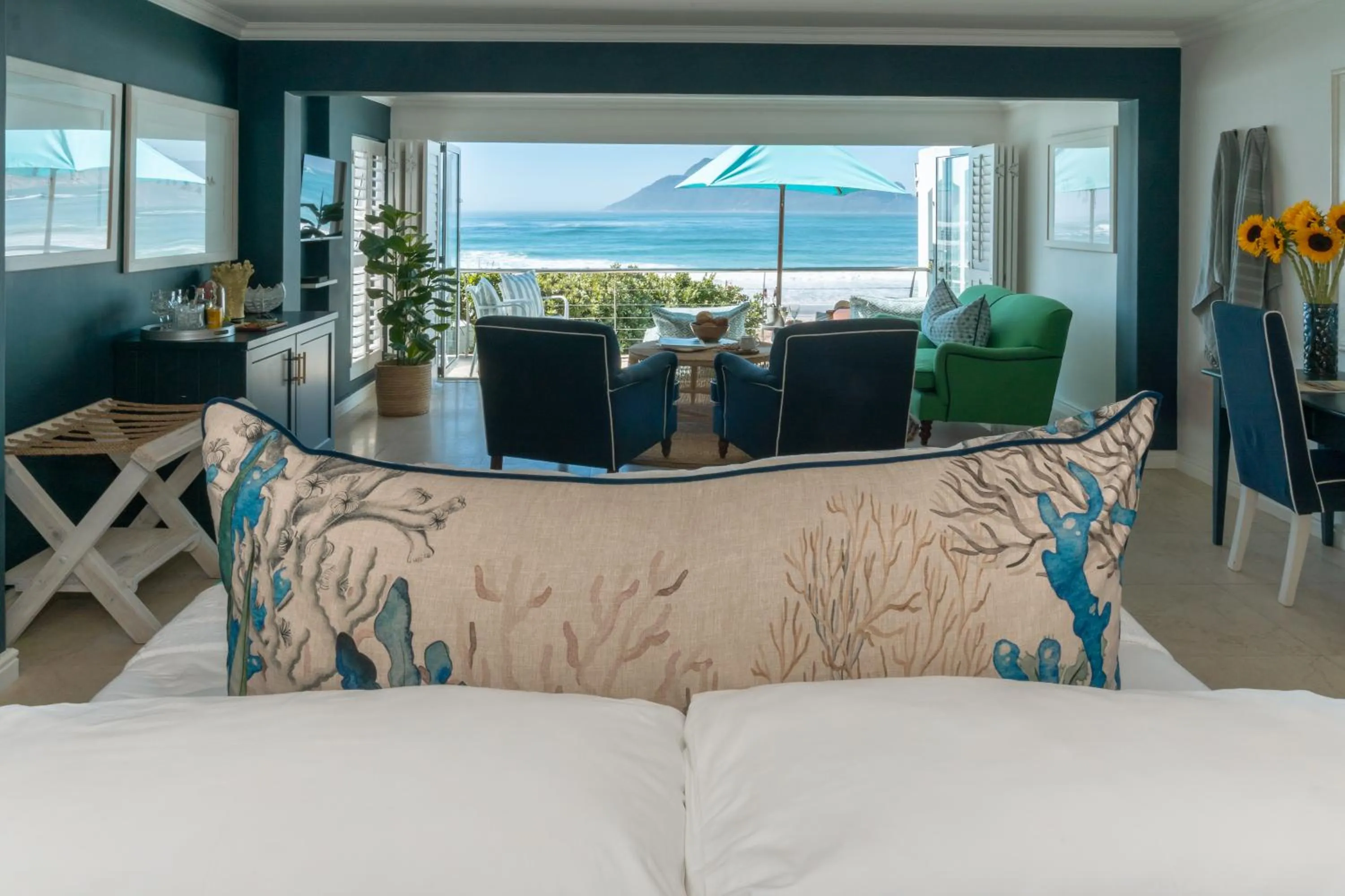 Bed in Last Word Long Beach