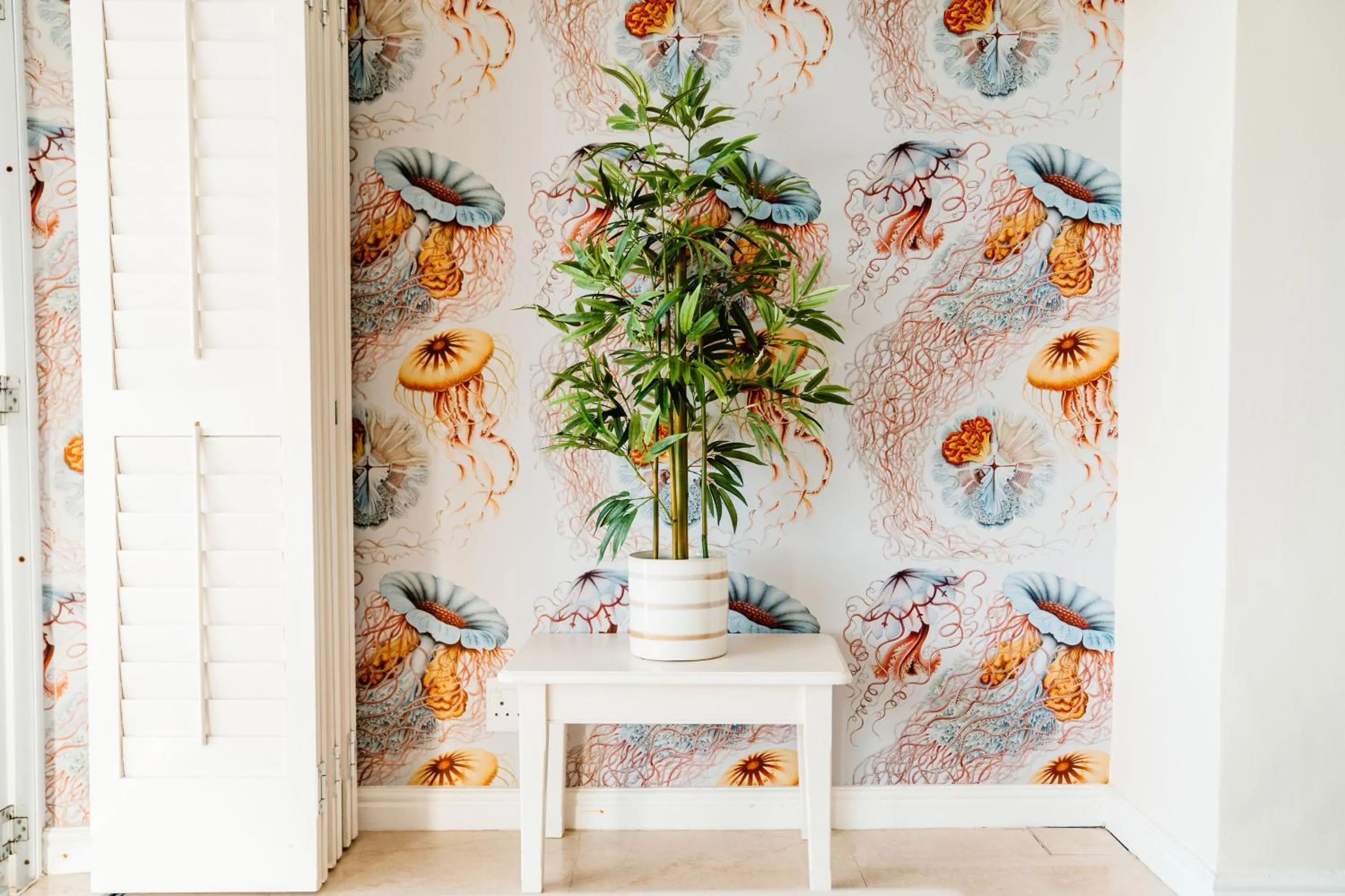 Decorative detail in Last Word Long Beach