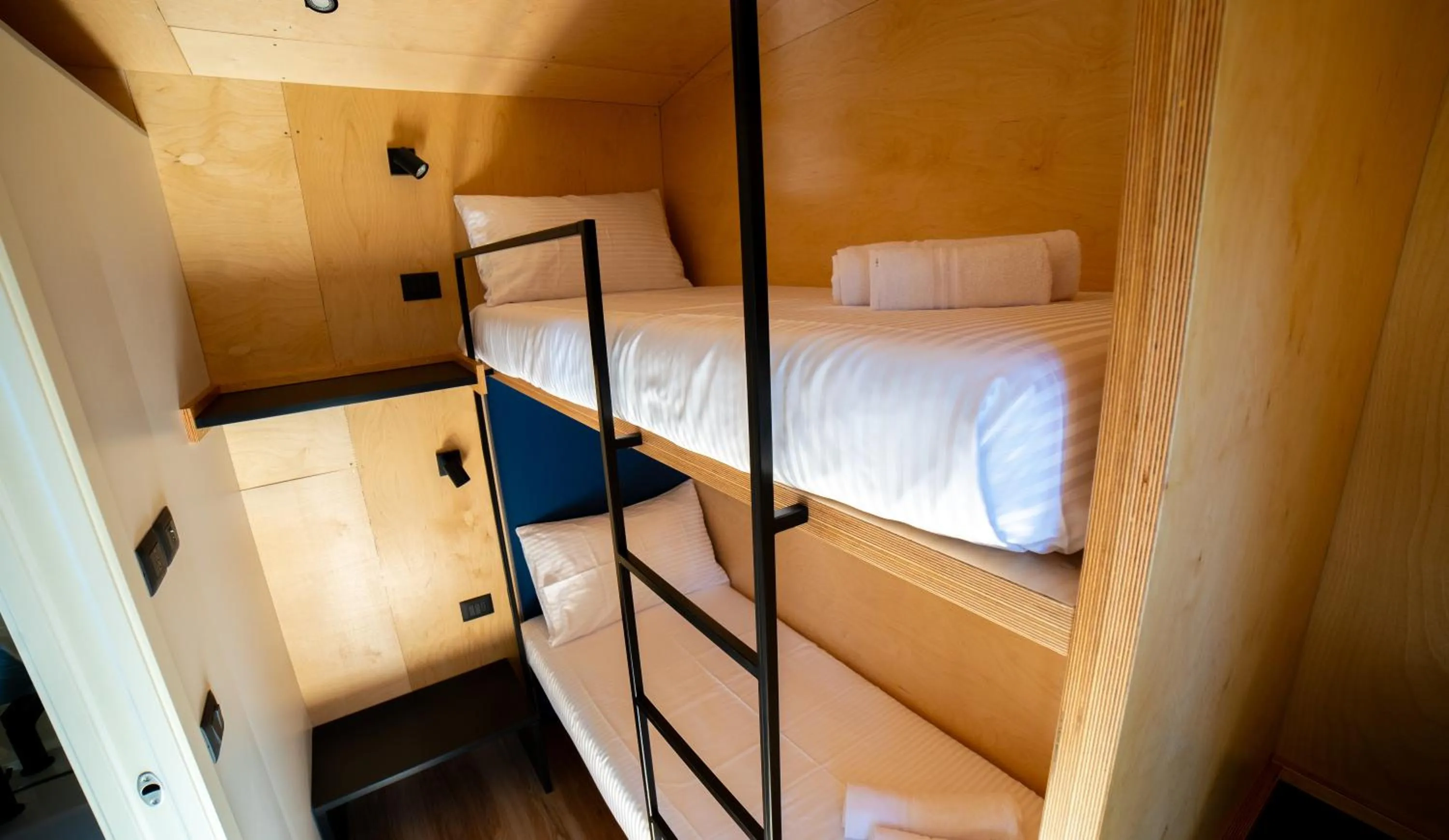 Bedroom, Bed in Concept Village Piccola Gardiola