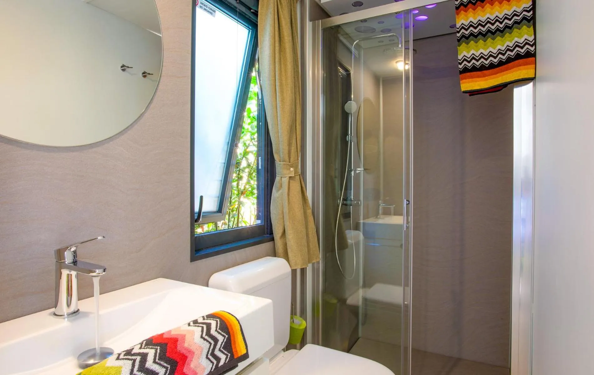 Shower in Concept Village Piccola Gardiola