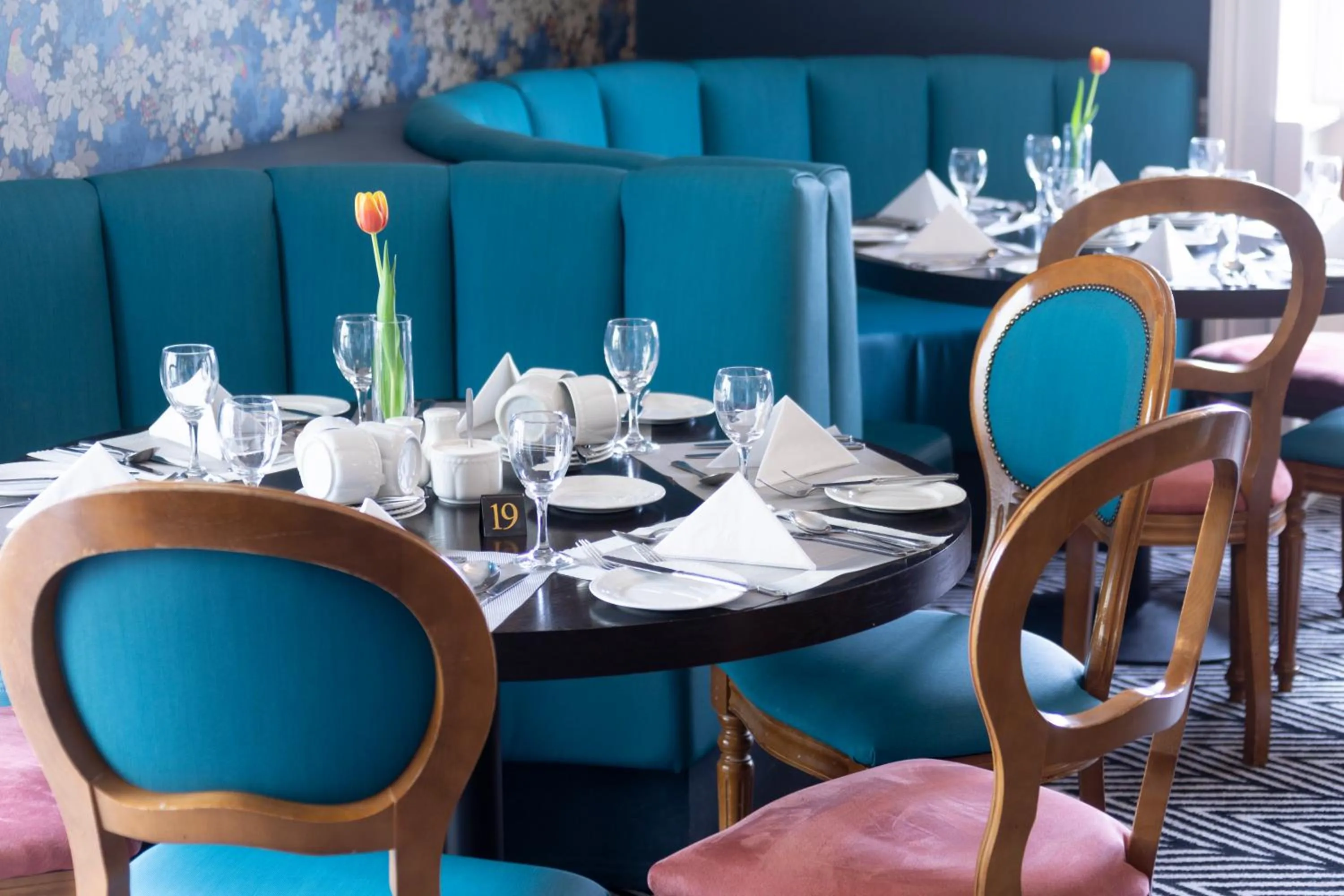 Restaurant/places to eat in Celtic Royal Hotel & Spa