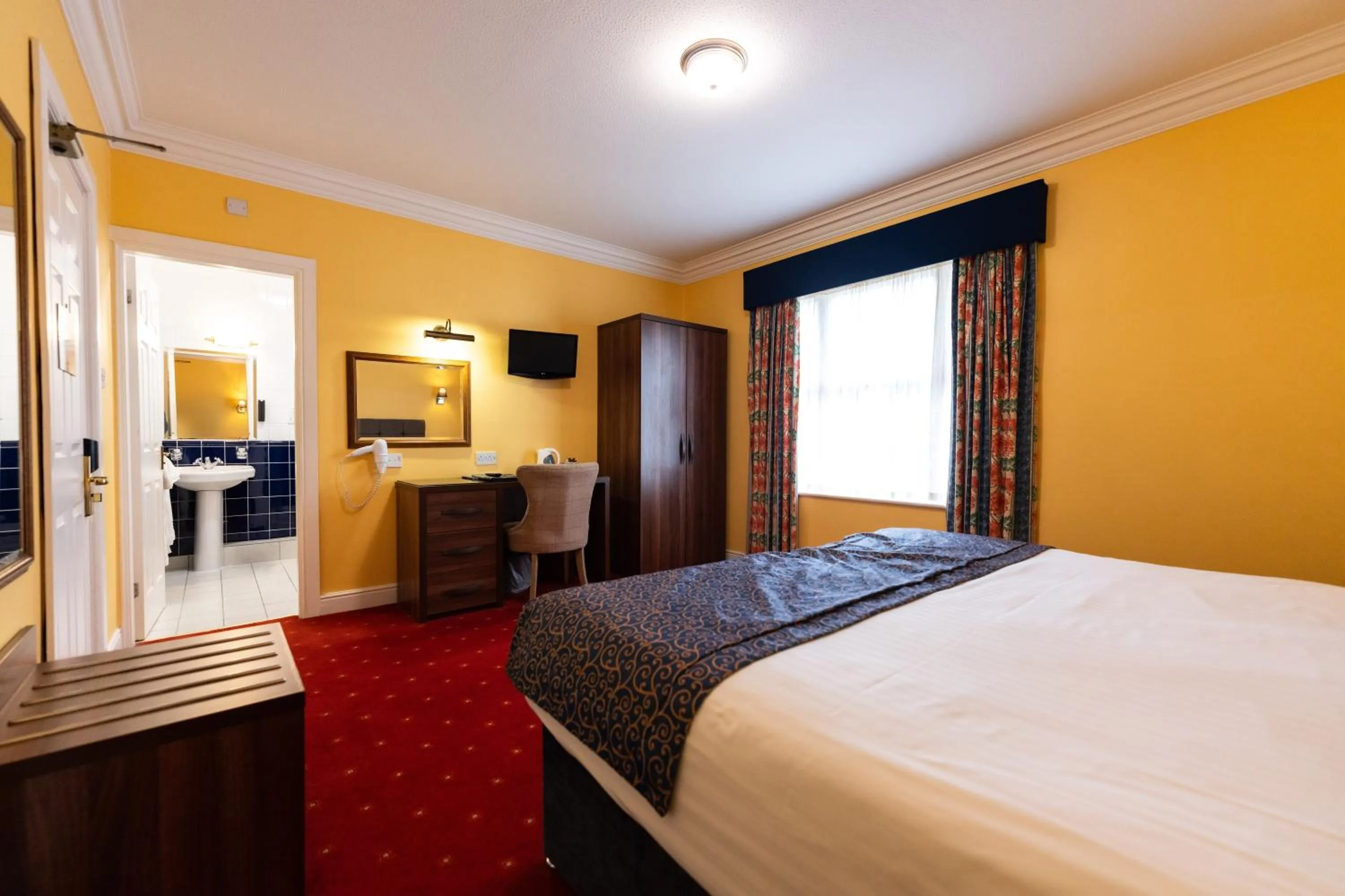 Double Room in Celtic Royal Hotel & Spa