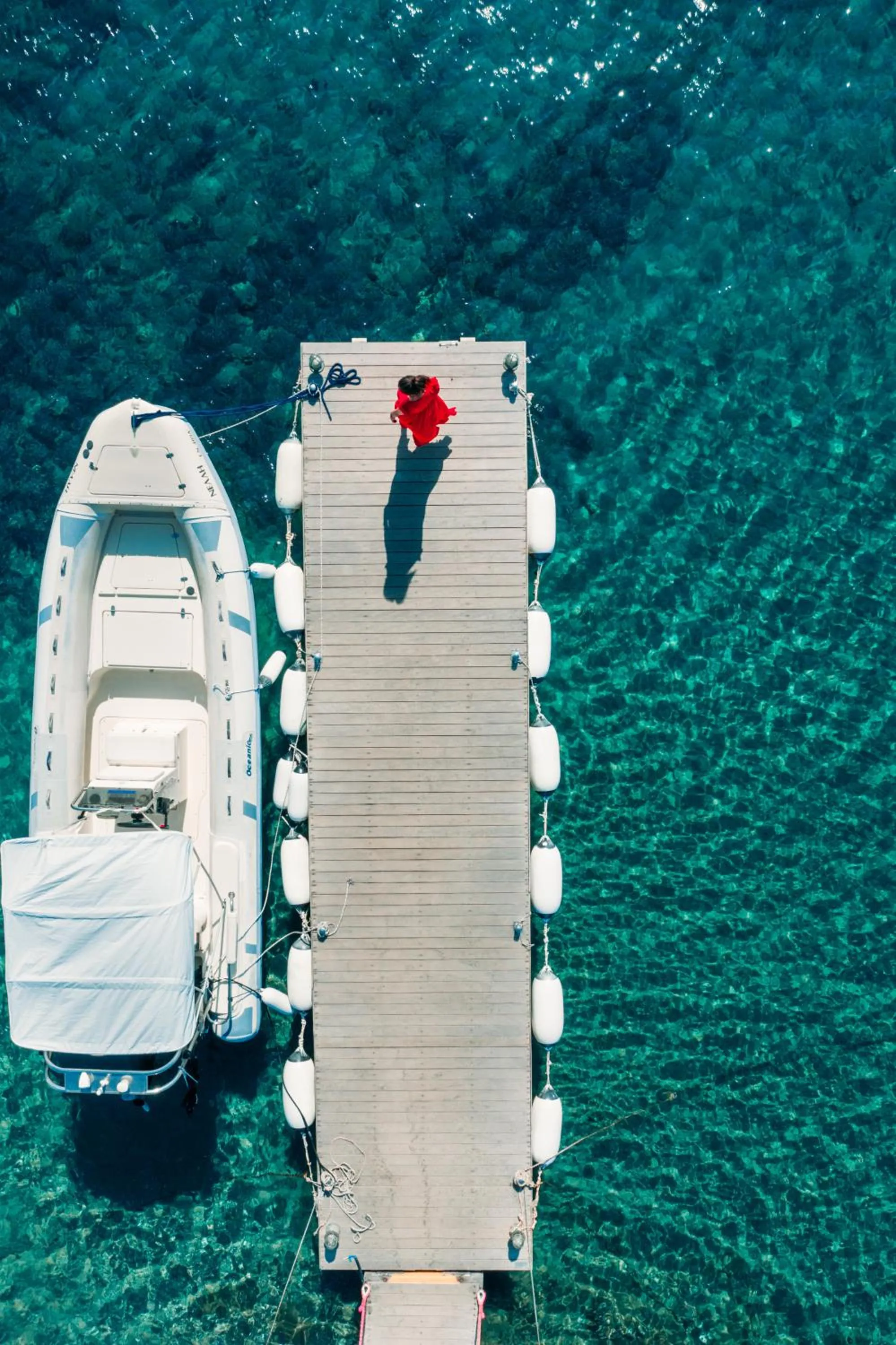 Restaurant/places to eat in Makis Inn Resort