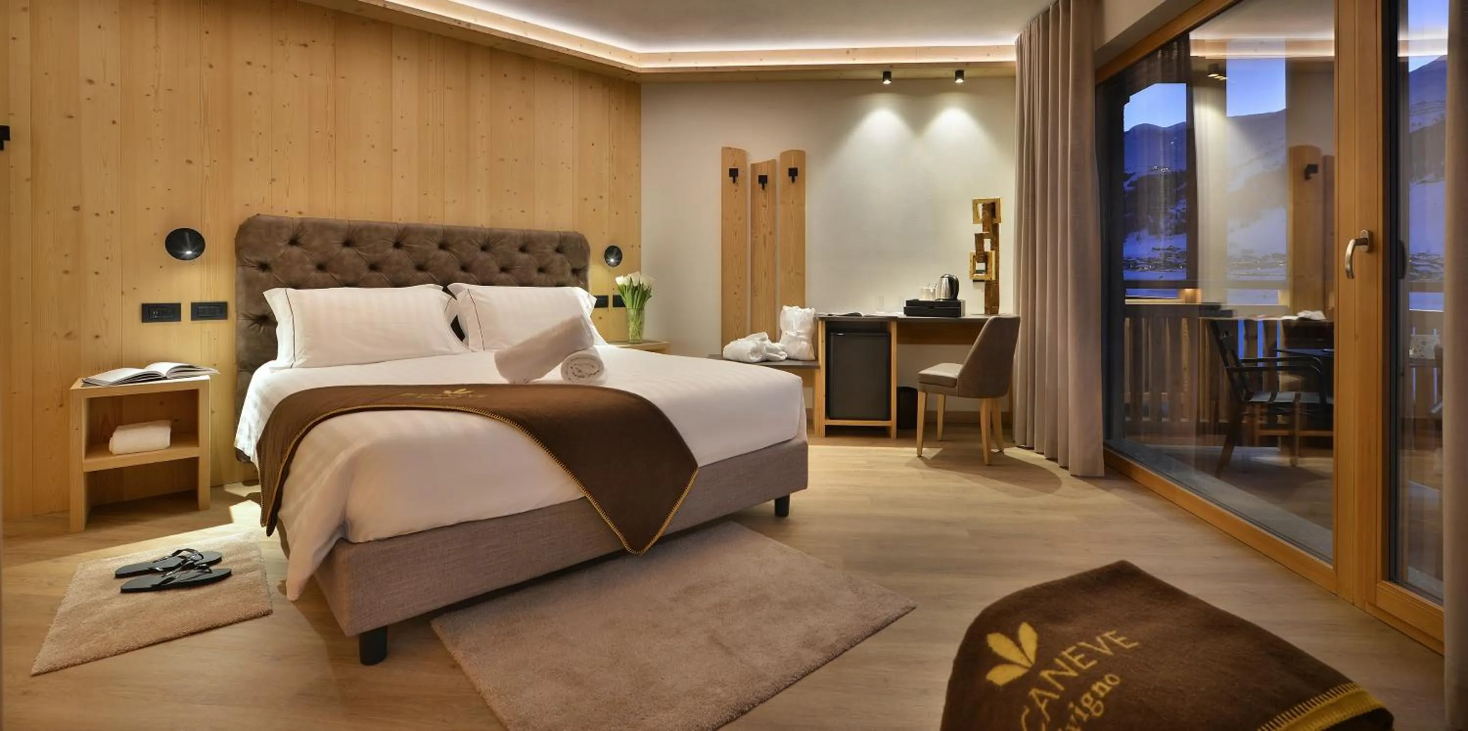 Photo of the whole room, Bed in Hotel Bucaneve