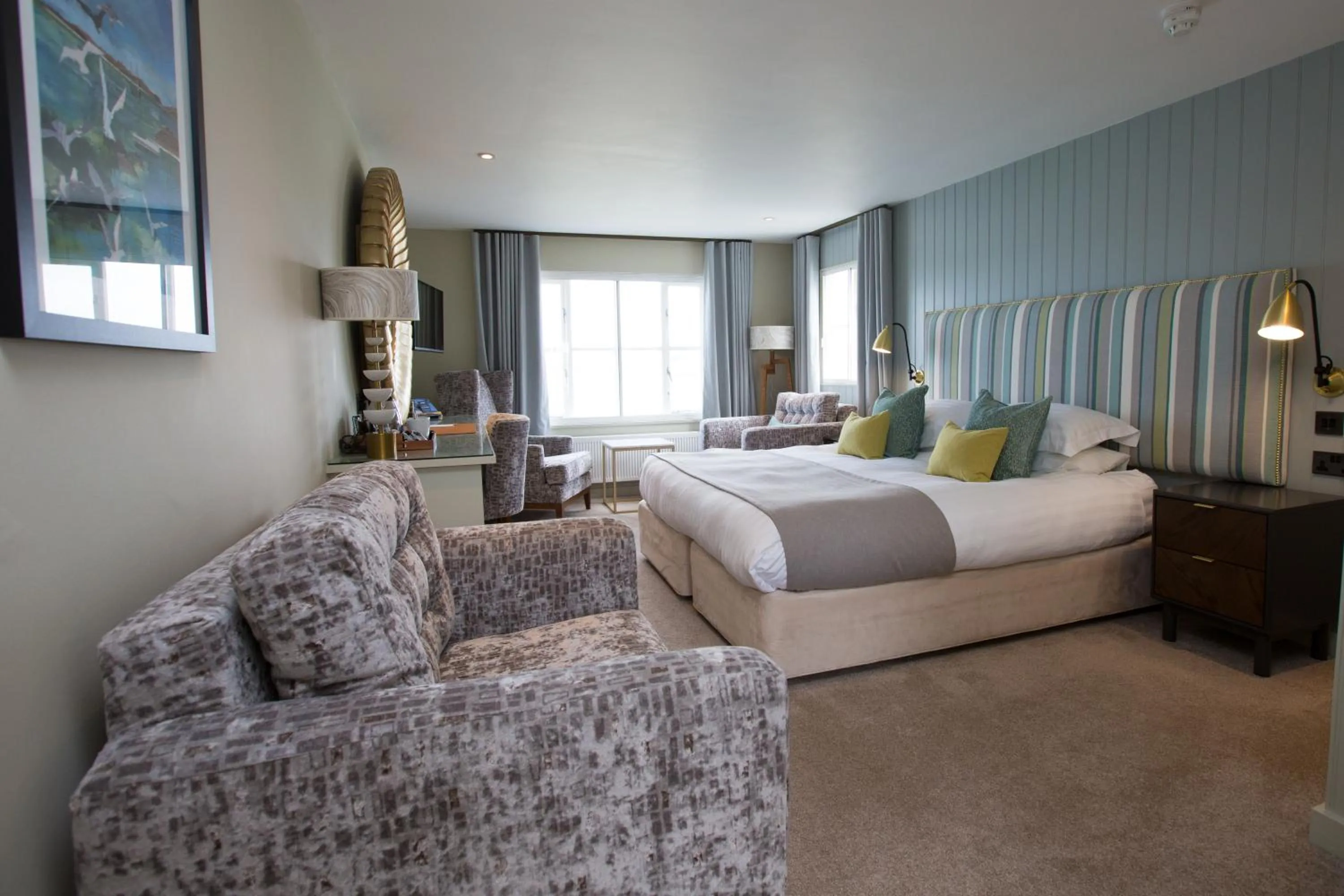 Breakfast, Bed in The Atlantic