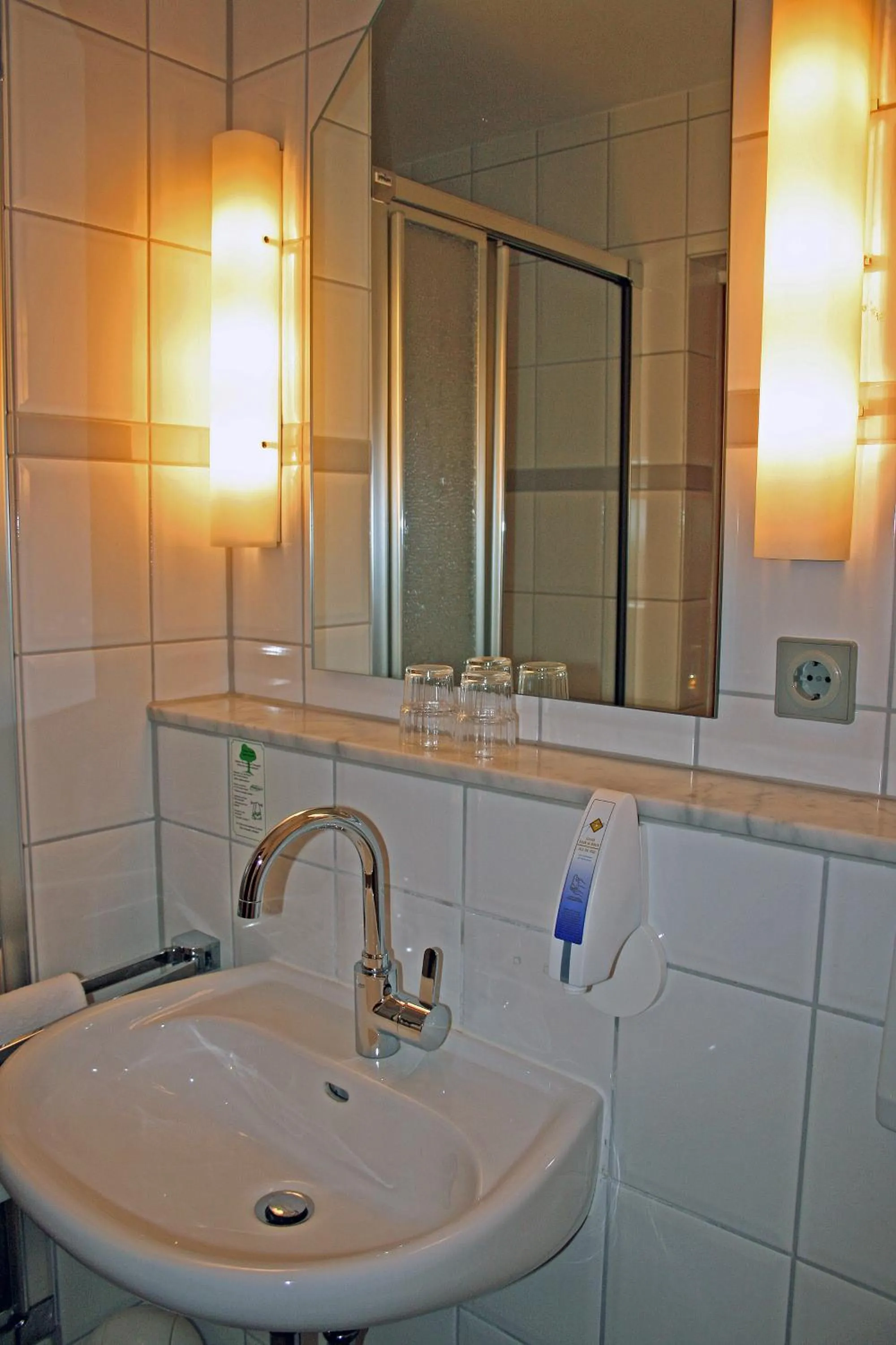 Bathroom in AKZENT Hotel Merfelder Hof