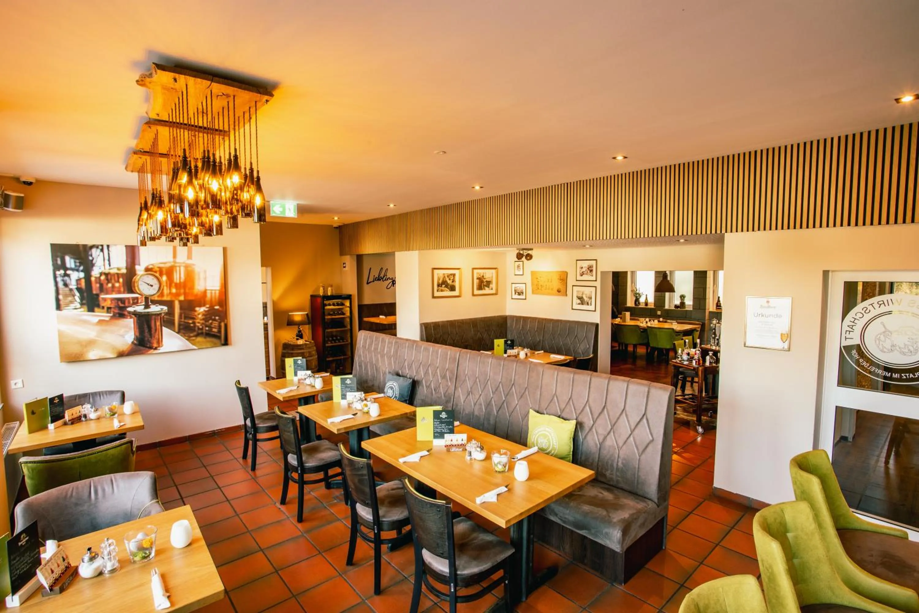 Restaurant/places to eat in AKZENT Hotel Merfelder Hof