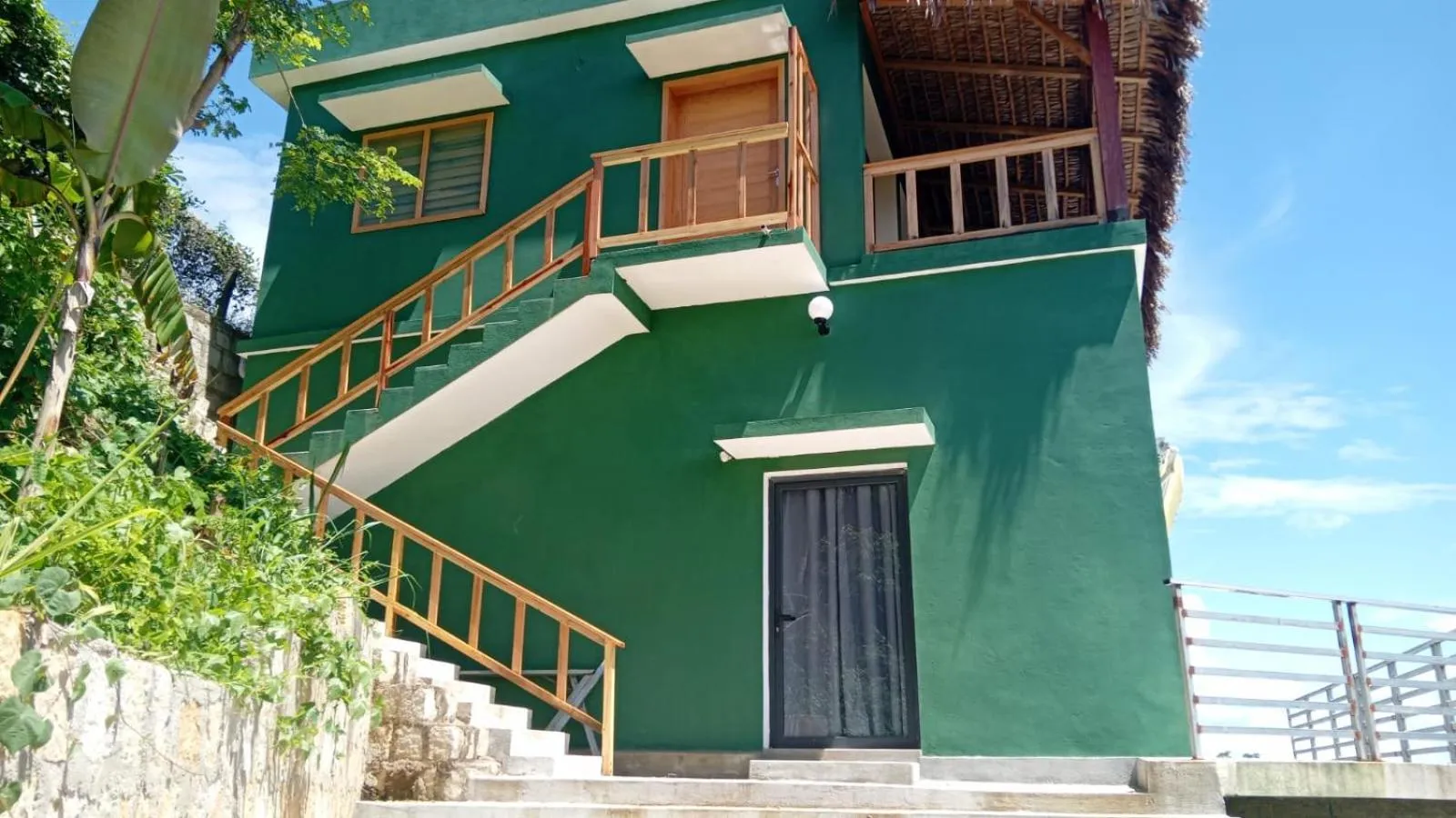 Property building in Emeraude Lodge